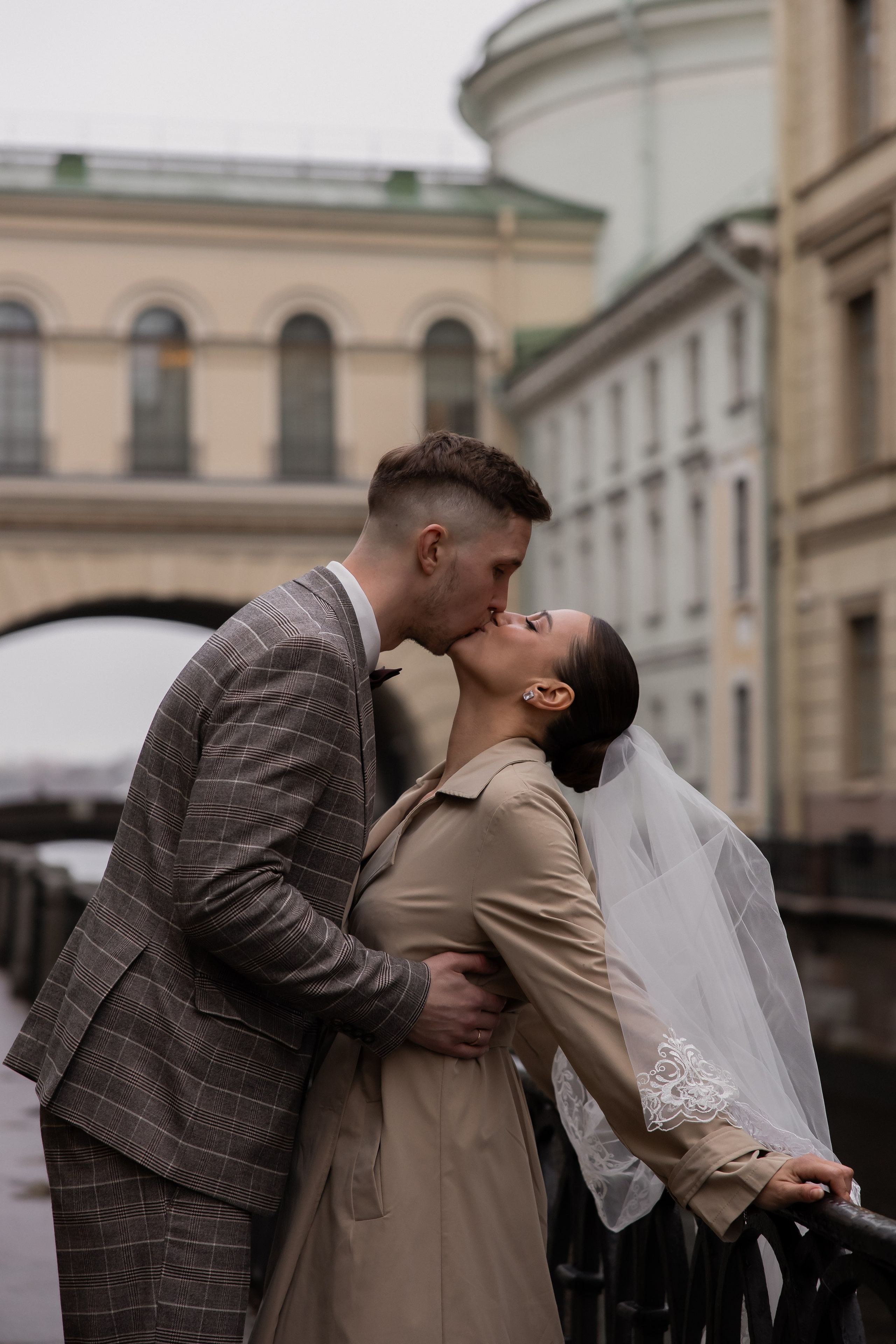 Съемка в 1 дворце бракосочетания. Свадебный фотограф в Казани Адиля Гилязова