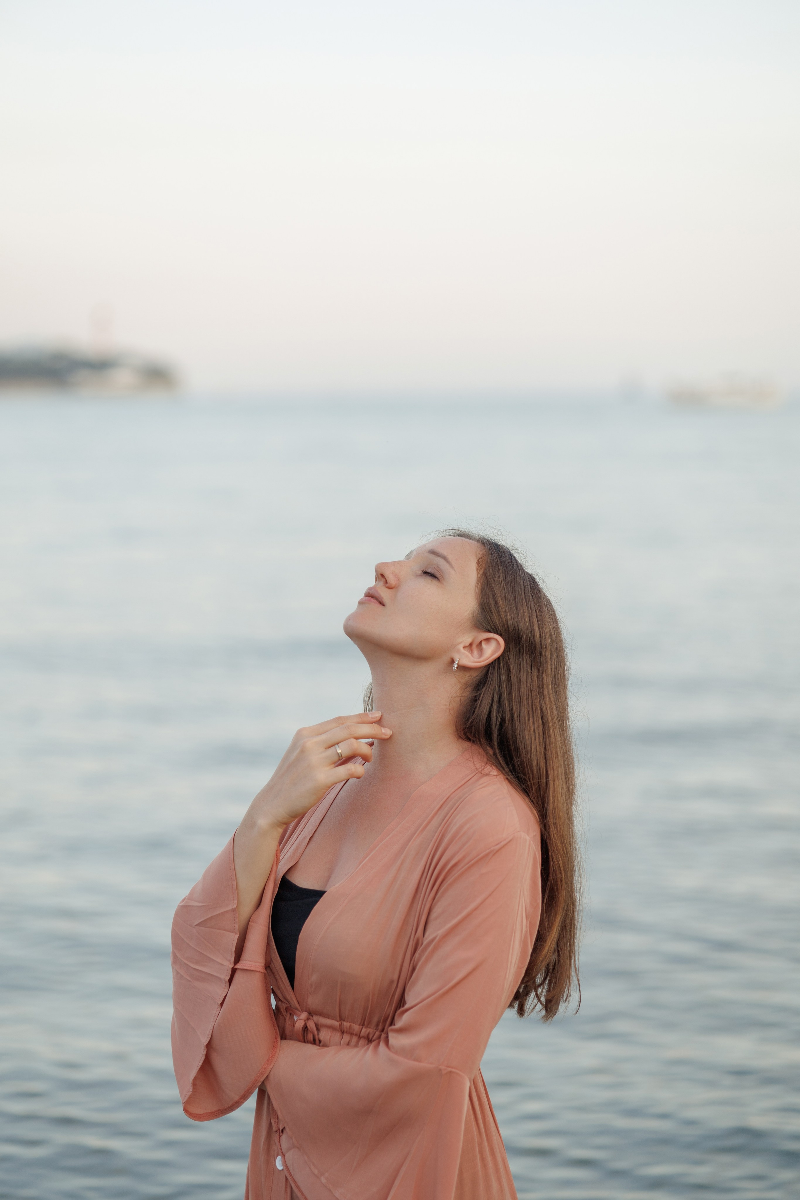 Семейная прогулка на Тонком мысу. Семейный и портретный фотограф в Геленджике Любовь Бодрова