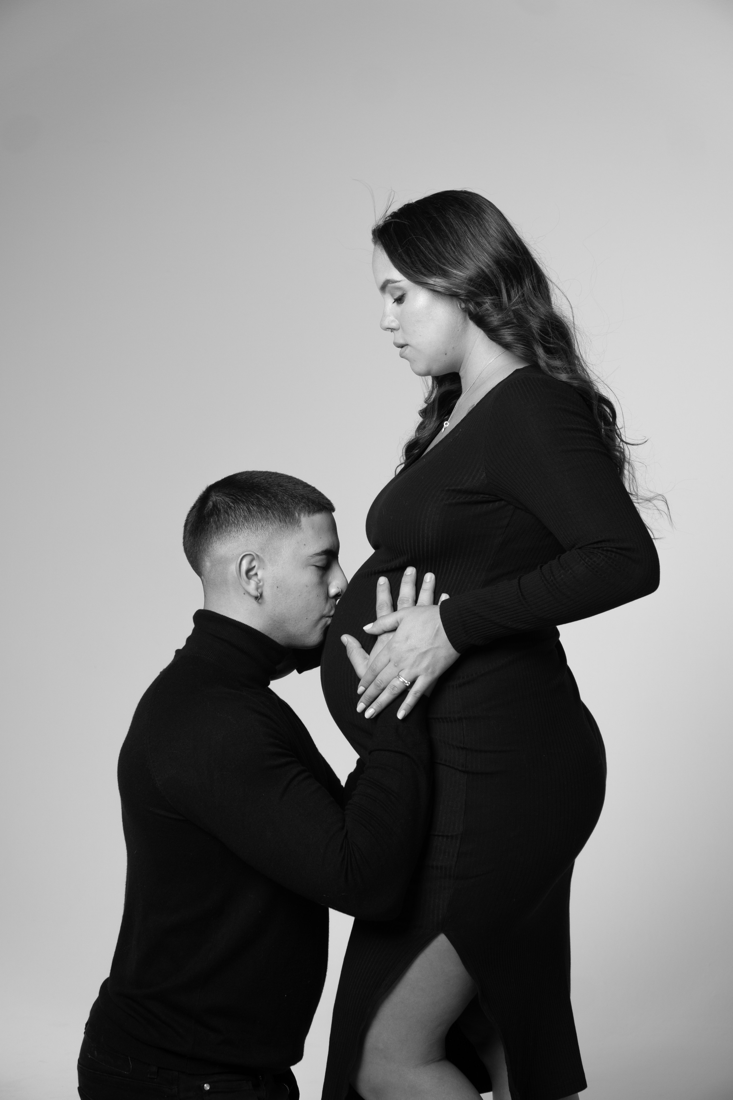 Andrea «en el estudio / in the studio». Wedding Photographer in Barcelona and Medellin