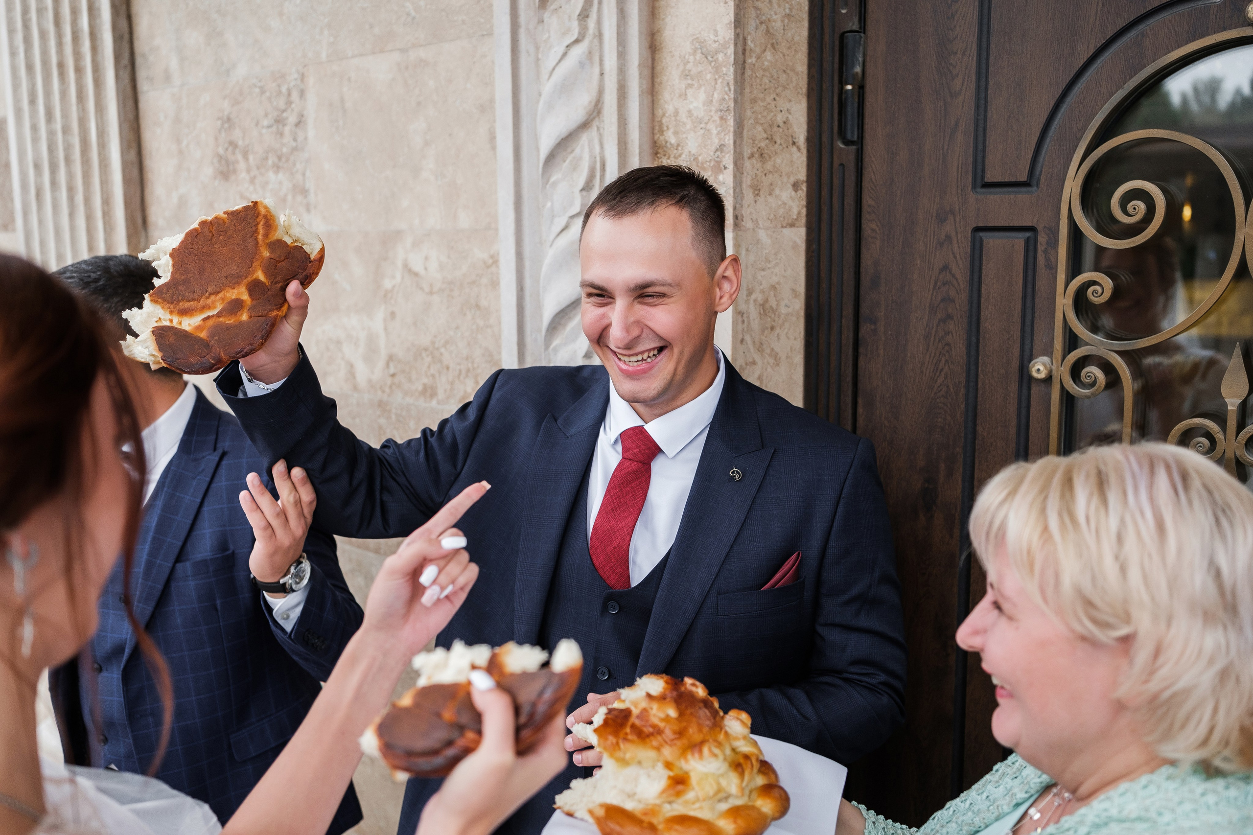 Дмитрий и Александра. Свадебный фотограф | репортаж | праздники | крещение