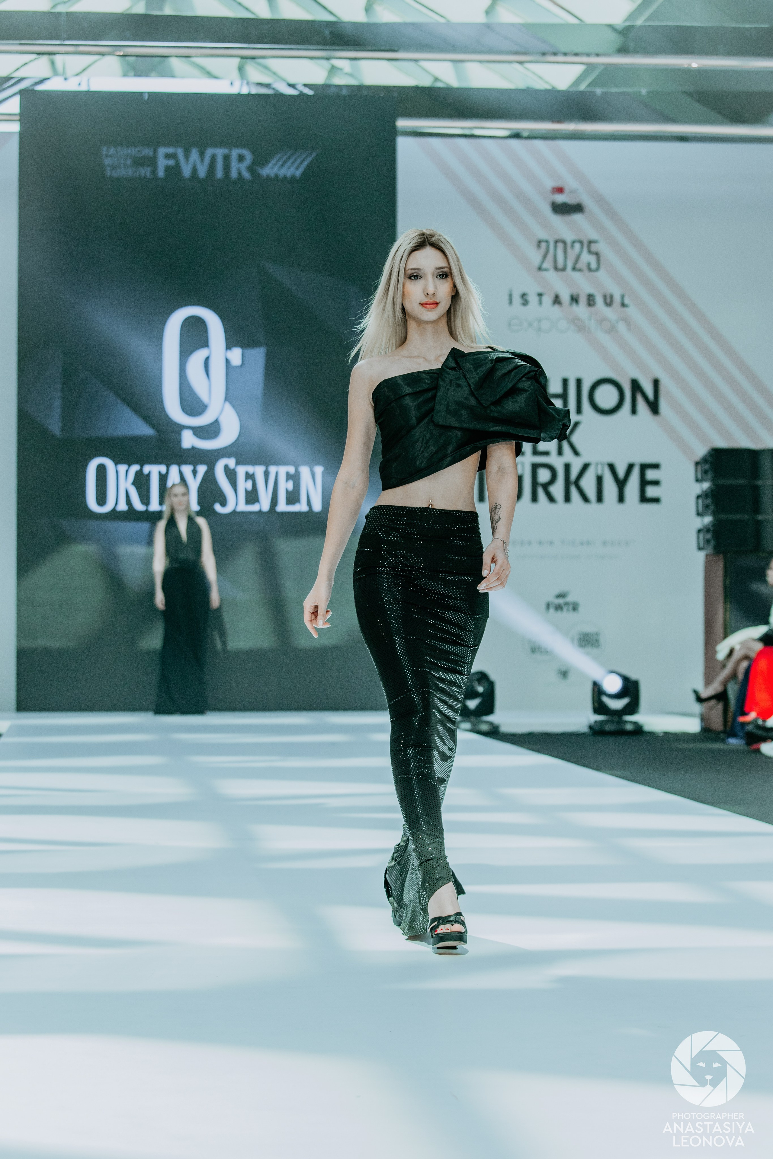 Fashion Week Türkiye [spring, 2025]. Anastasia Leonowa