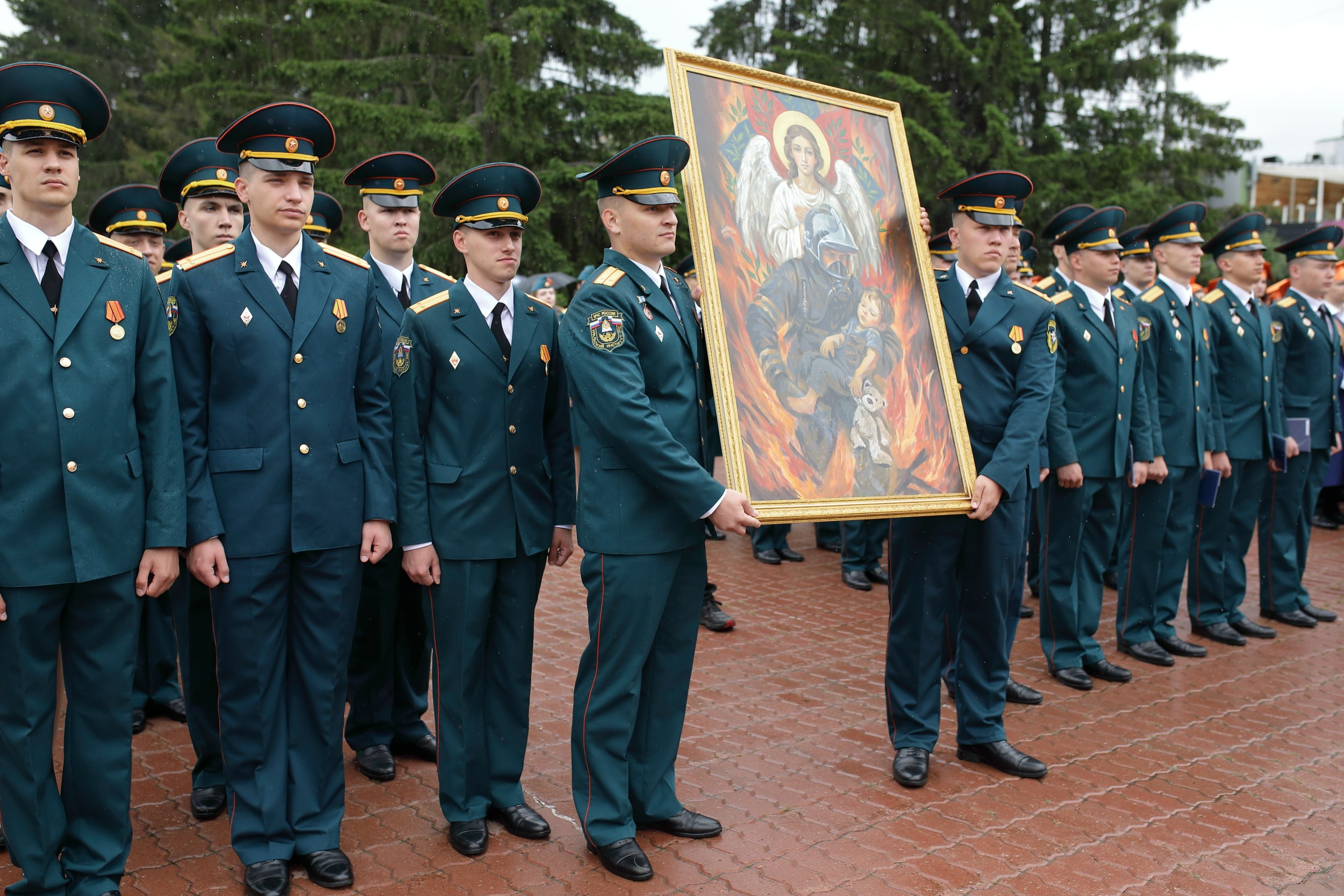 выпускники выпускной Уральский институт ГПС МЧС России