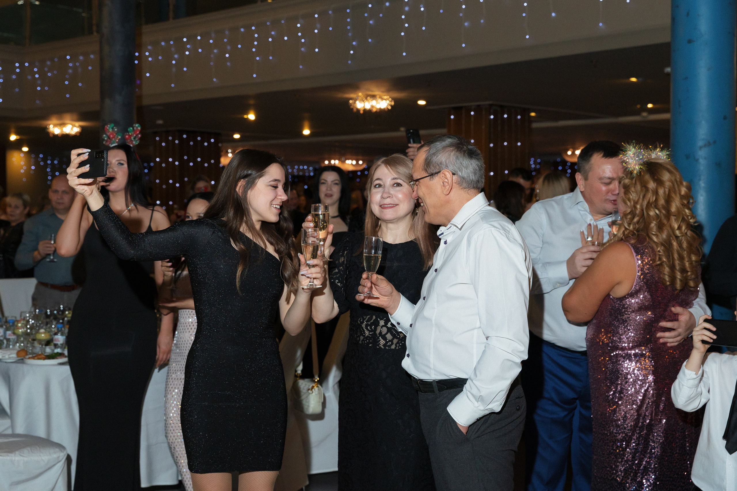 Новогодний вечер. Свадебный и репортажный фотограф в Санкт-Петербурге Николай Голованов