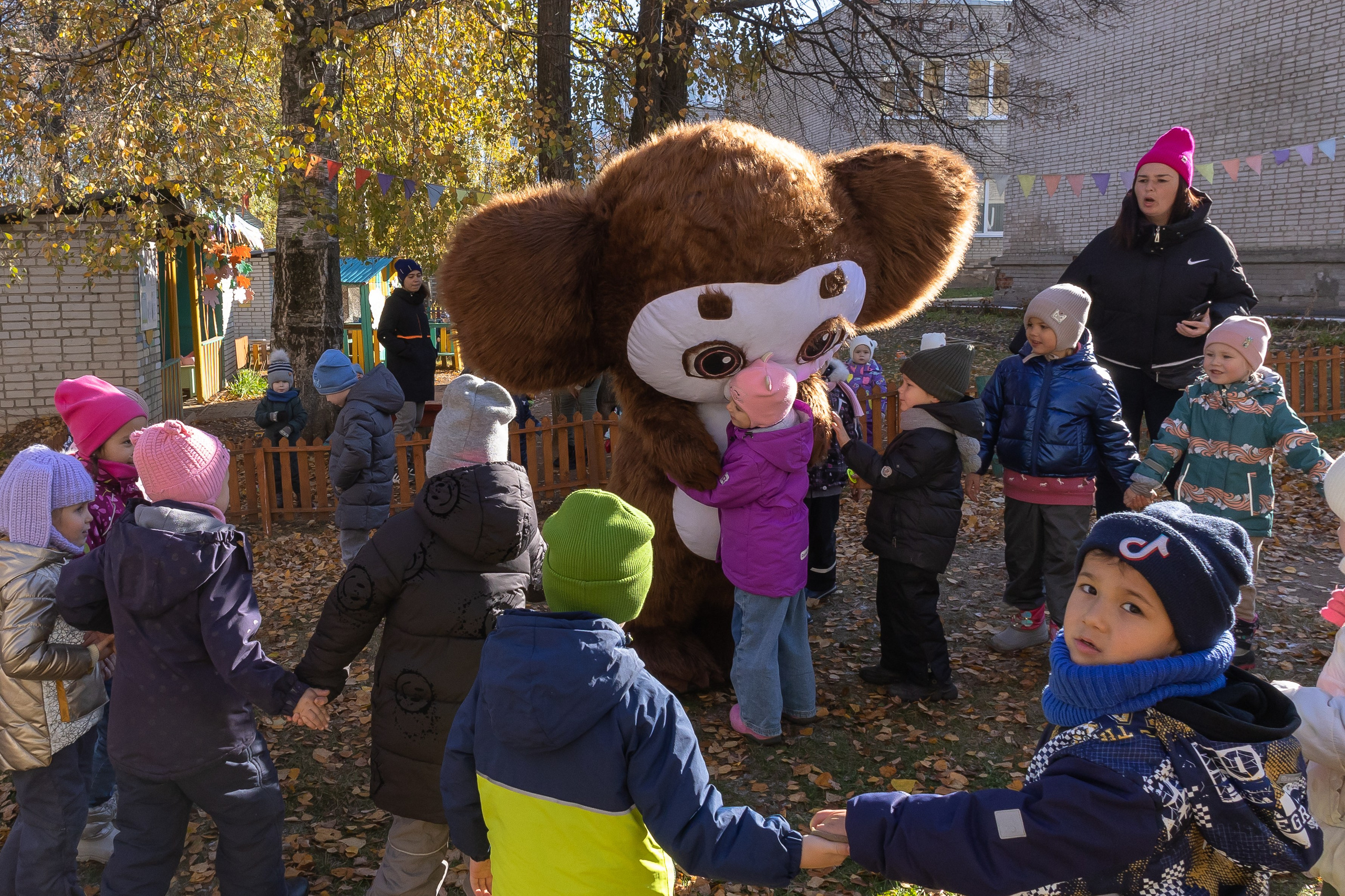 Детский день рождения с Чебурашкой