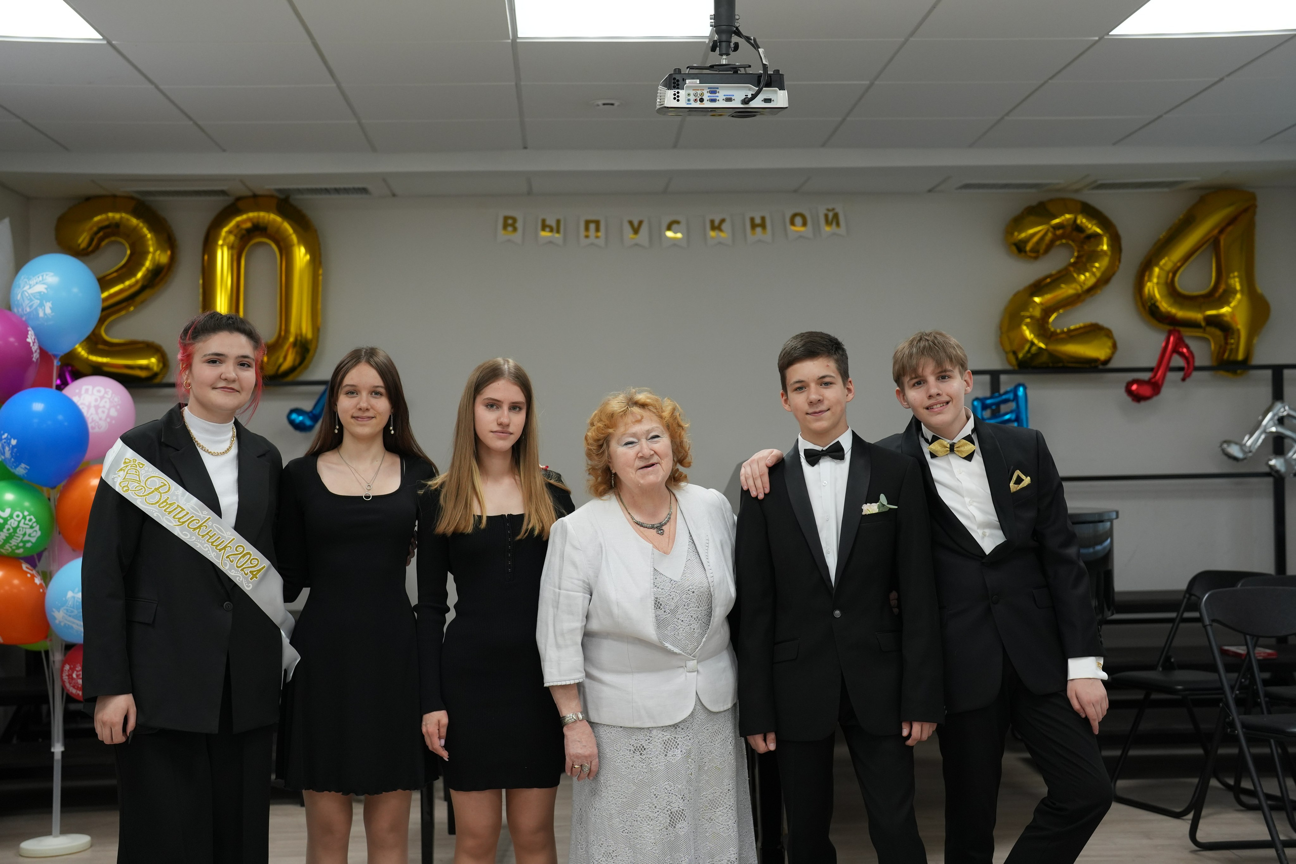 Выпускной в музыкально-хоровой школе г. Москвы № 106. Семейный и детский фотограф в Москве Оксана Чибизова