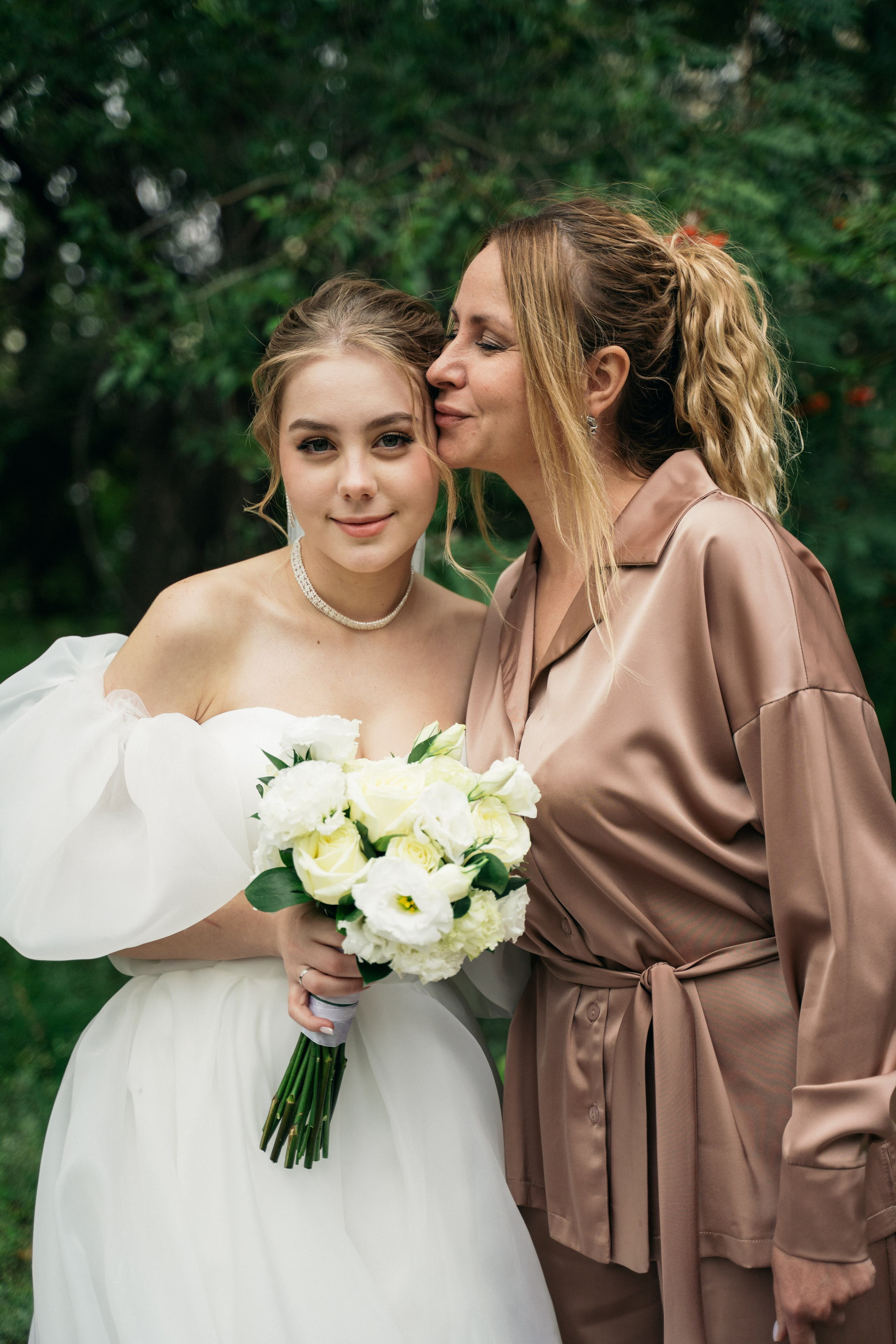 Тимур и Анастасия. Семейный и свадебный фотограф Молодзяновская Елена