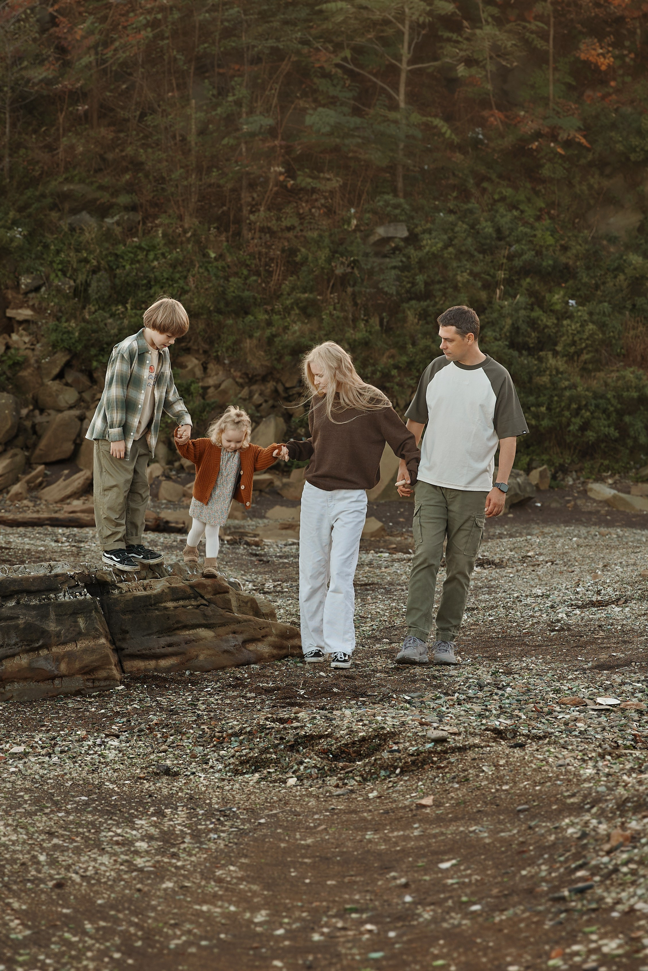 Люба с семьей. Фотограф женского портрета, беременности и материнства Харькова Елена