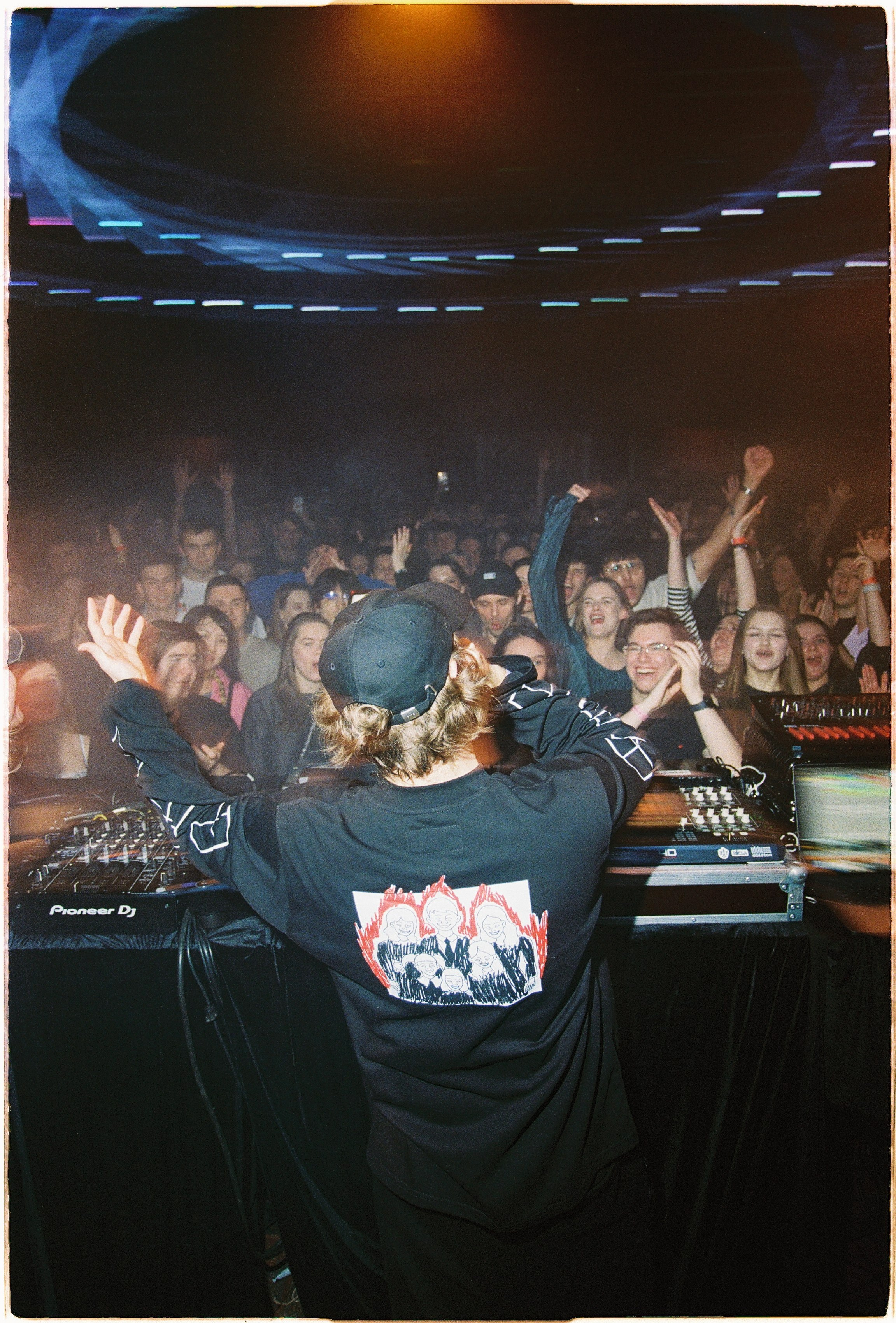 Альфа Кристалл 1 год. Илья Симонов фотограф москва