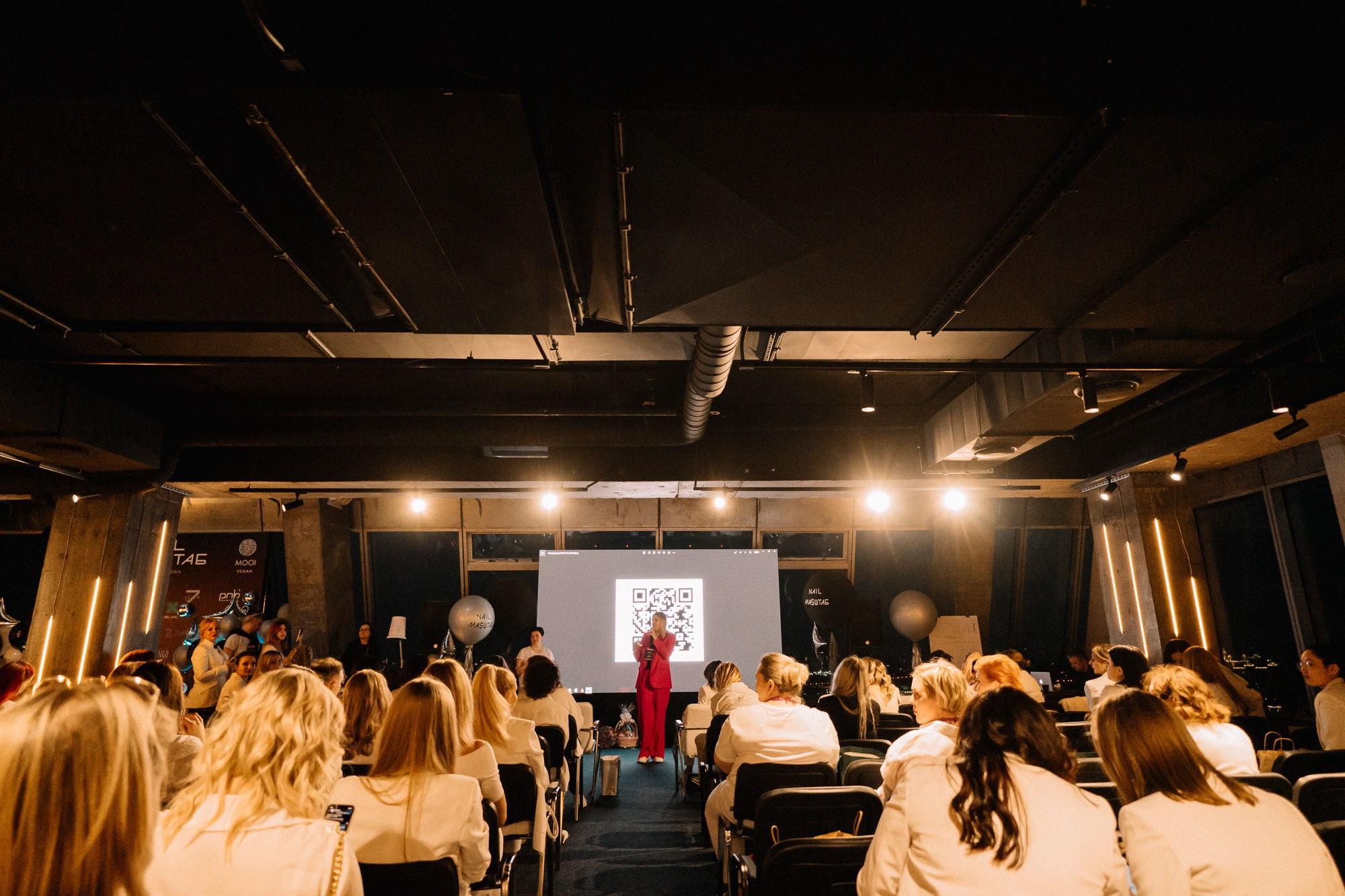 Фотосъёмка конференций и форумов в Москве. Алиса Пиневич Фотограф Москва