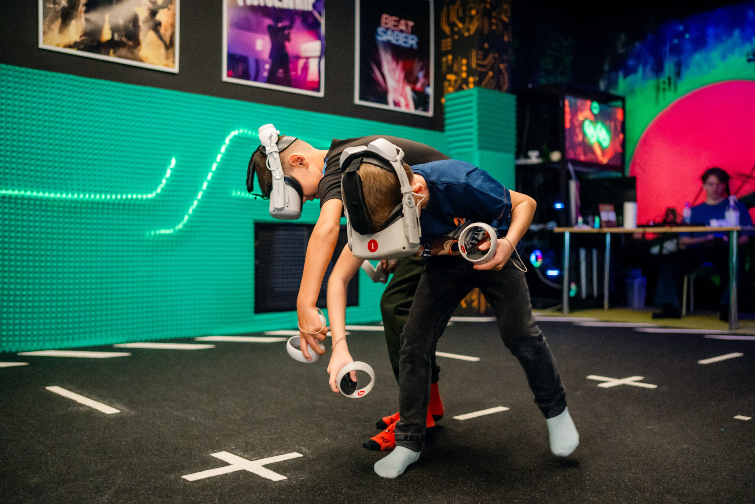 VR (September-October 2024). Felixtones