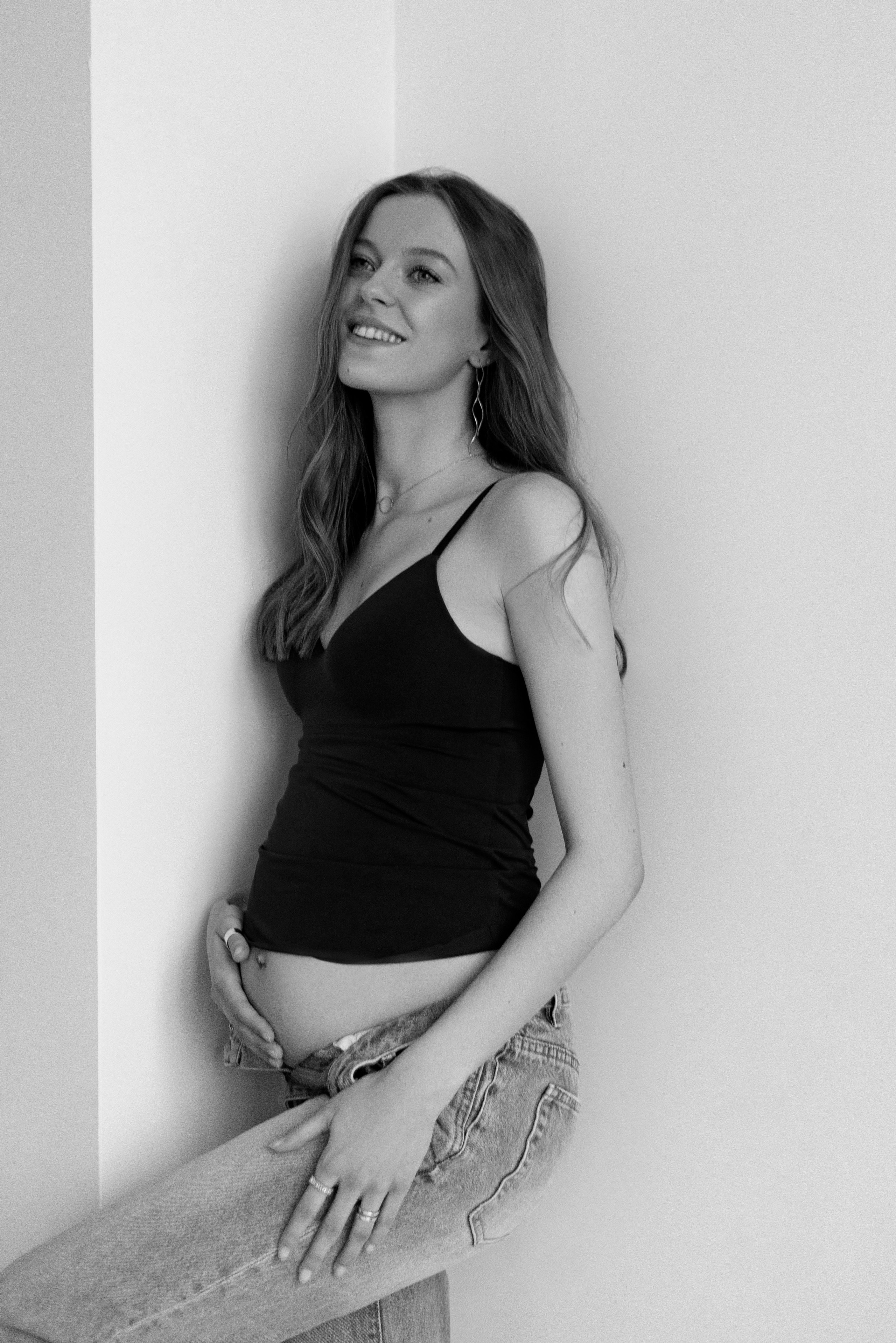 БЕРЕМЕННОСТЬ. ЖЕНСКИЙ ФОТОГРАФ КРИСТИНА ВИГЕЛЬ