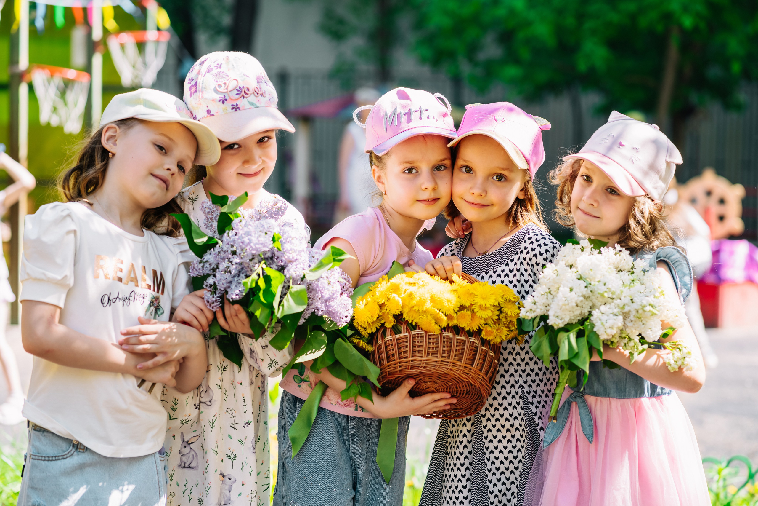 Сад5. Школьные альбомы и альбомы для детского сада. Юлия Осипова. Москва