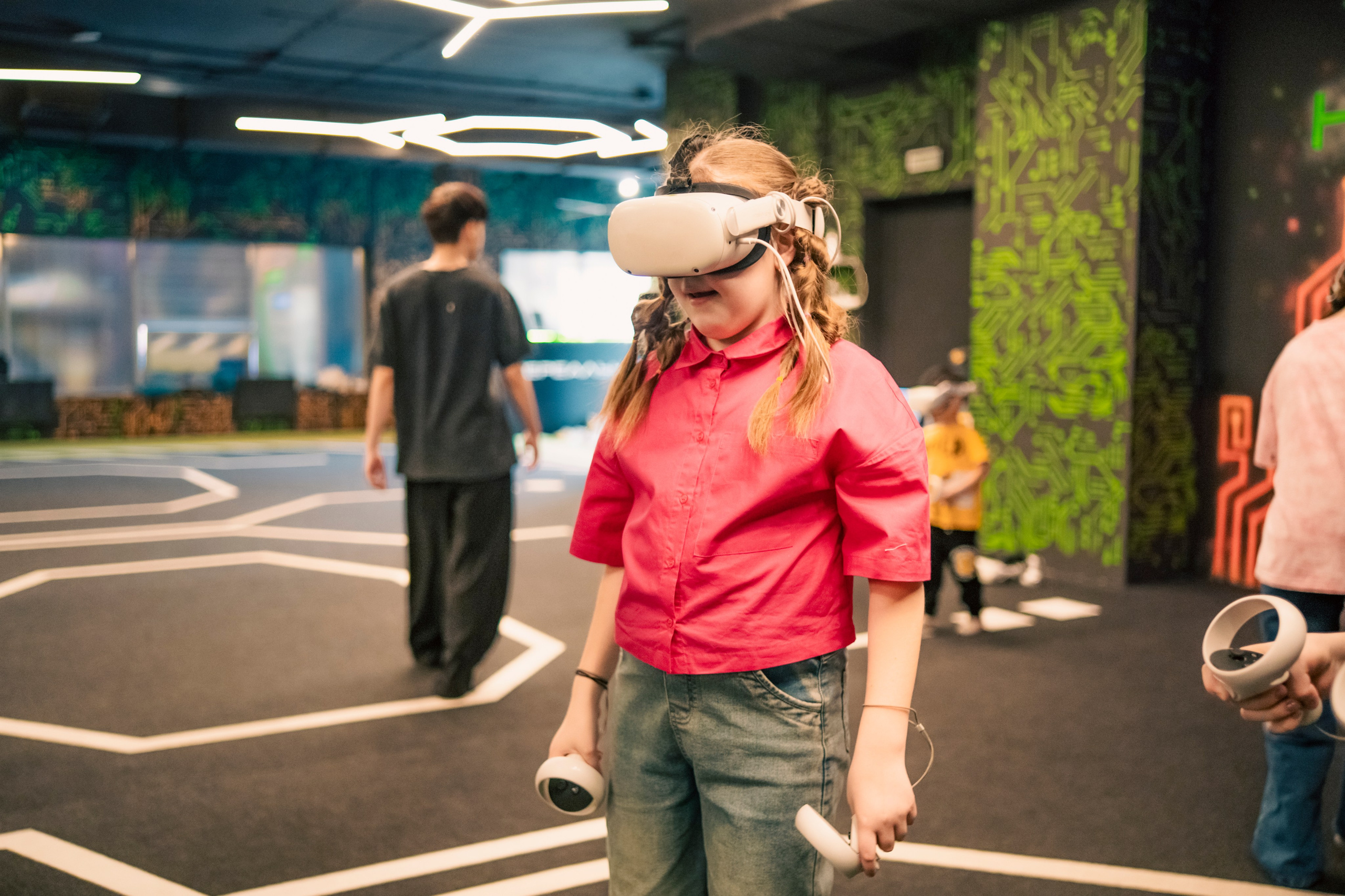 VR April-May. Felixtones