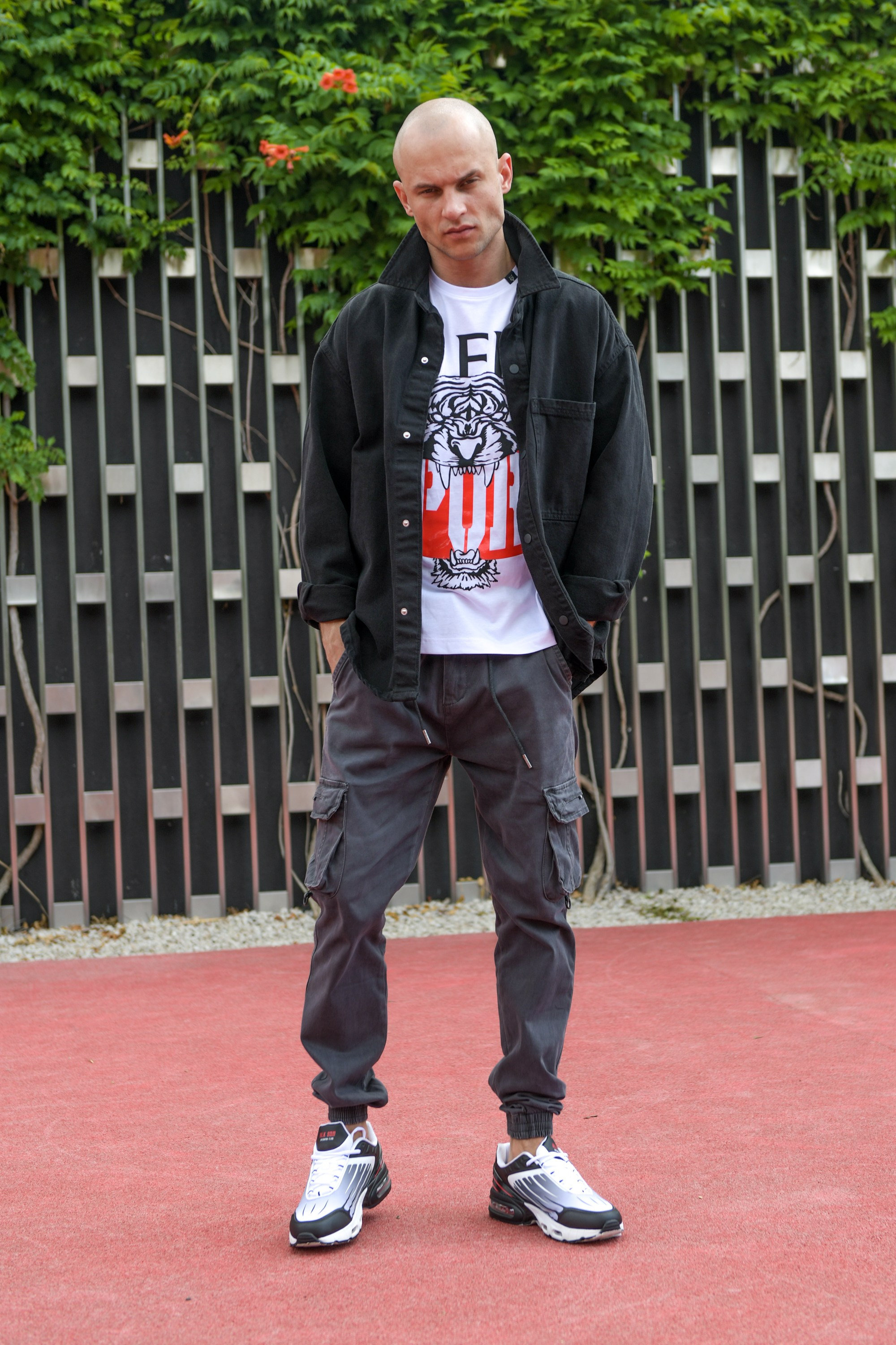 Павел. Фотосъемка для маркетплейс в Краснодаре