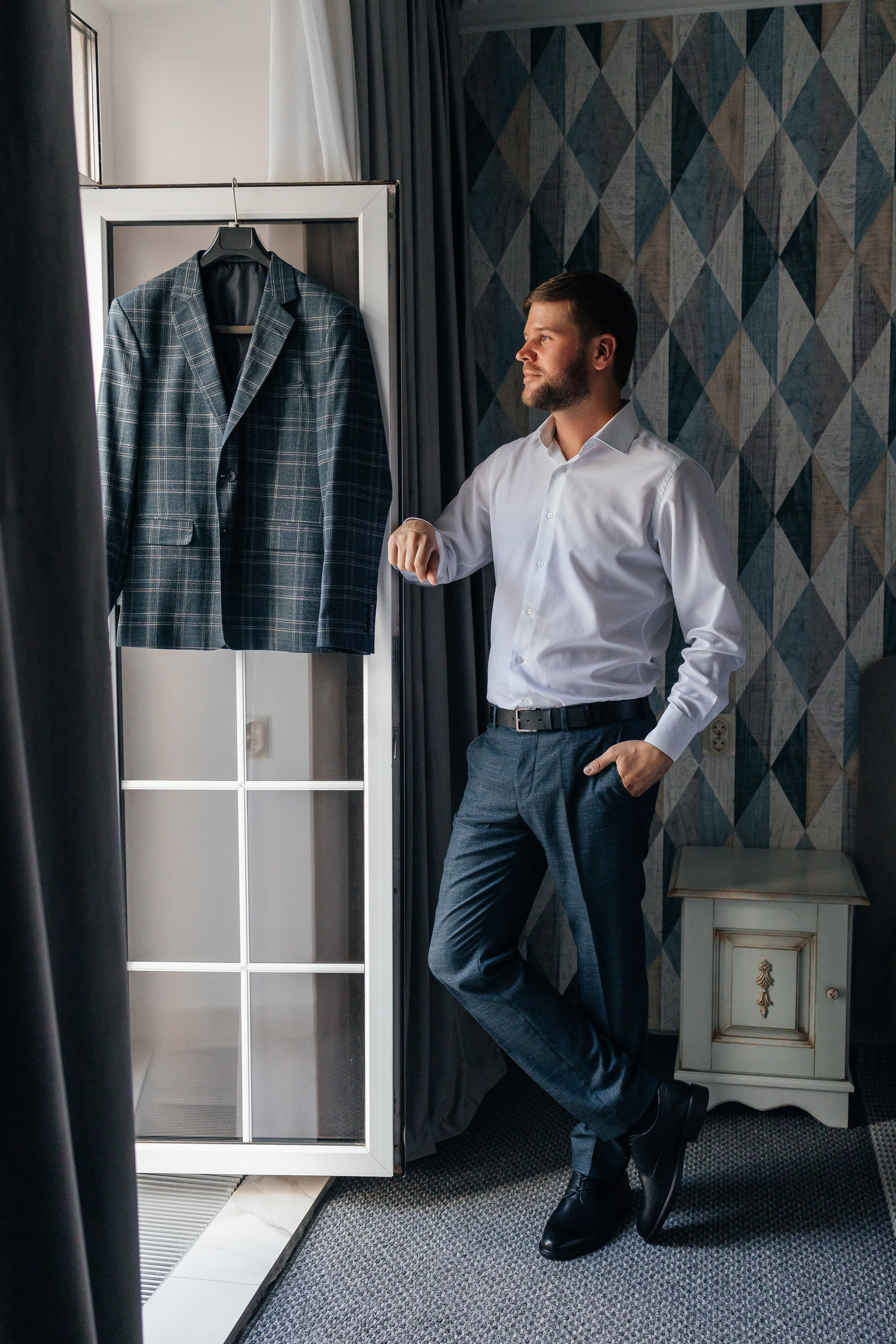 Трогательная выездная церемония в уютном ресторане. Олег Сверчков | Свадебный фотограф Вологда