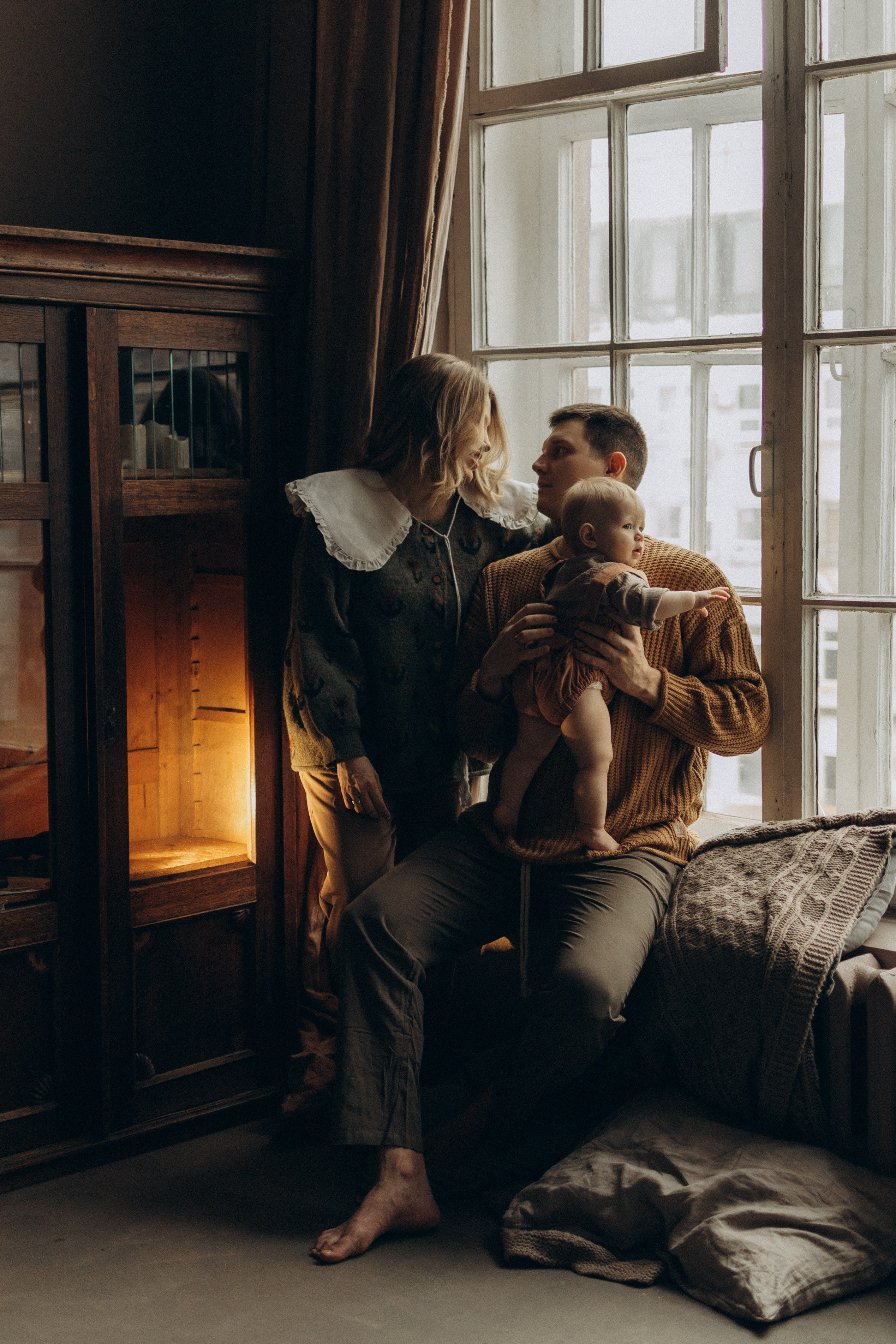 Оля, Никита и малыш Мирослав. Семейный, домашний, ньюборн фотограф Москва Цветкова Елизавета