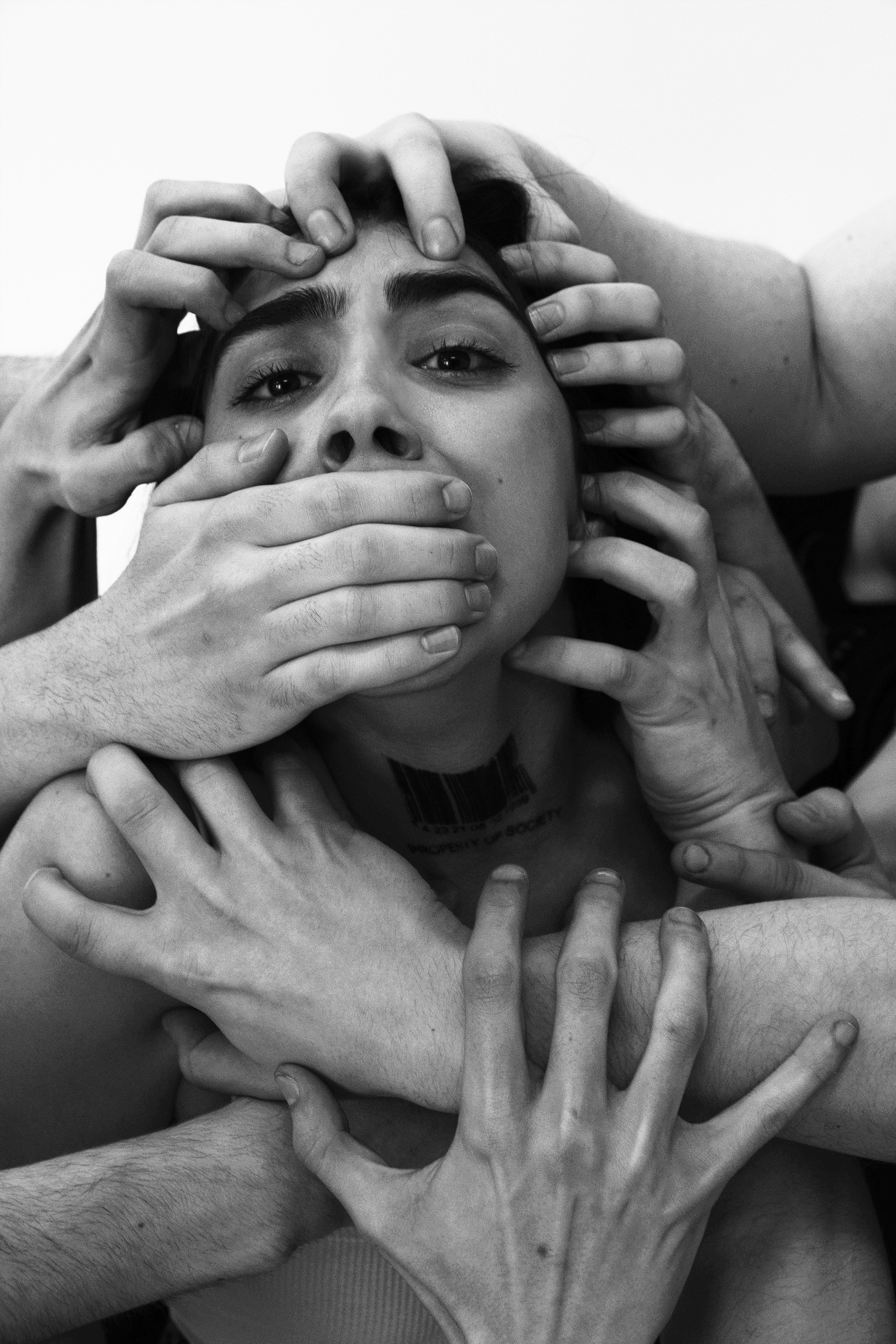 PROPERTY OF SOCIETY. Портретный и fashion-фотограф в Санкт-Петербурге Олеся Поле