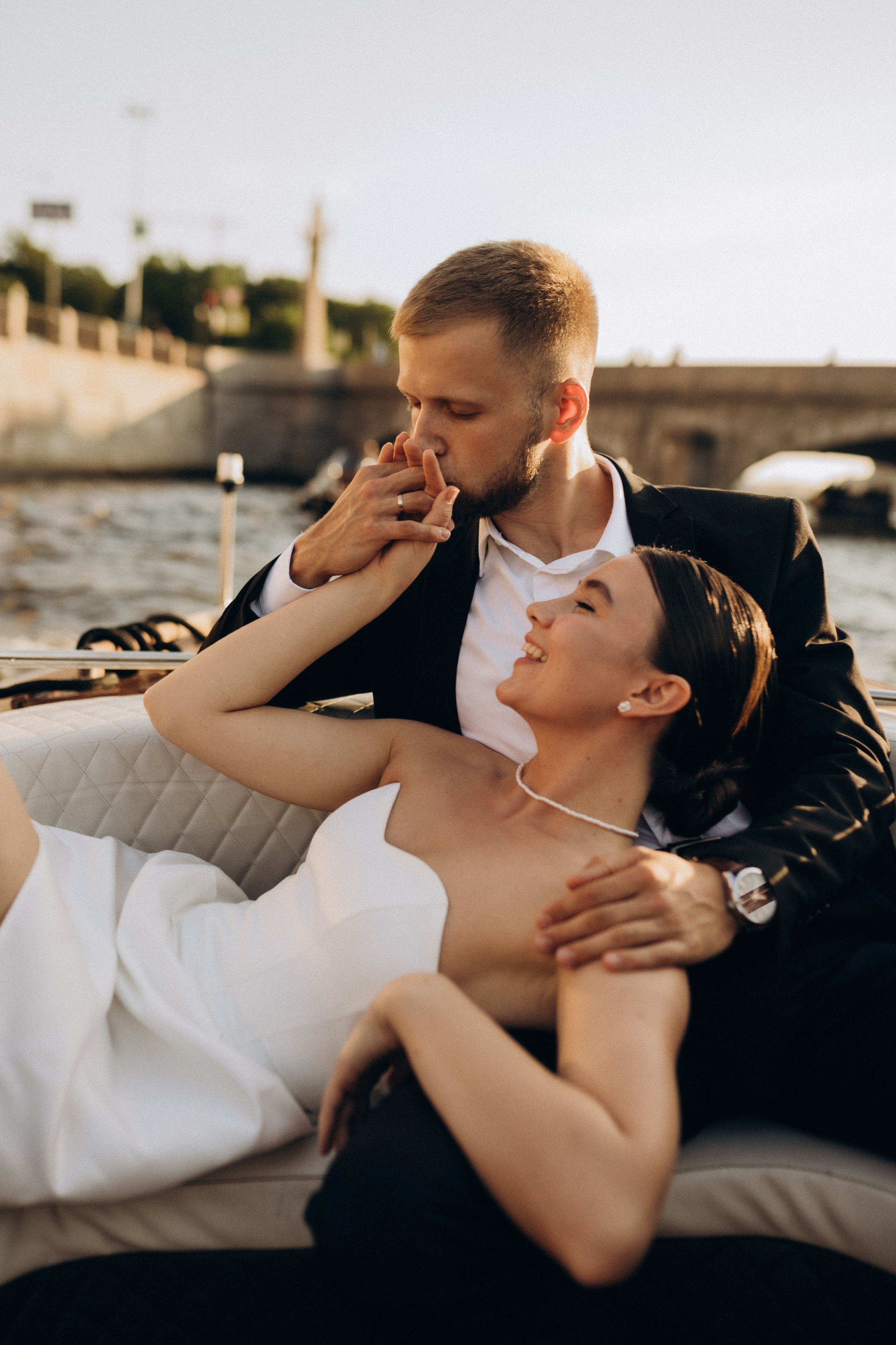 Костя и Лиза|прогулка + катер. Свадебный и love story фотограф в Санкт-Петербурге