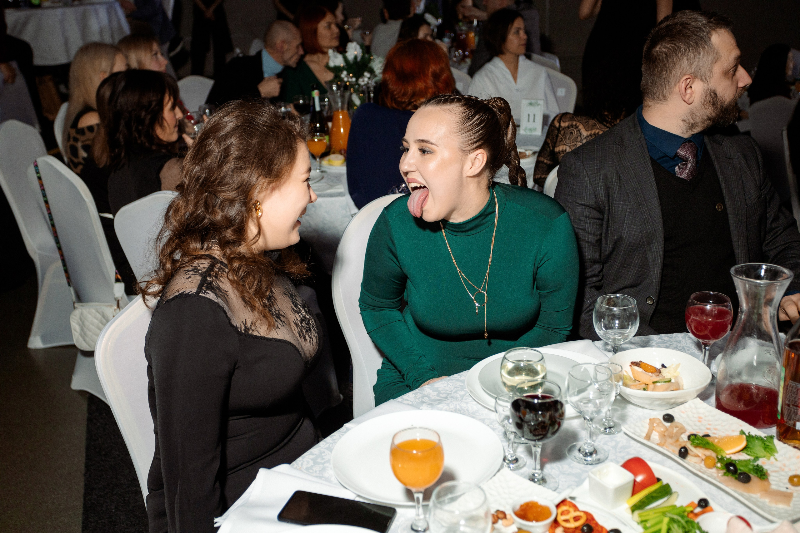 РЕПОРТАЖ: НОВЫЙ ГОД В ДК МЕТАЛЛУРГ. Профессиональный фотограф в Ижевске Леша Петров