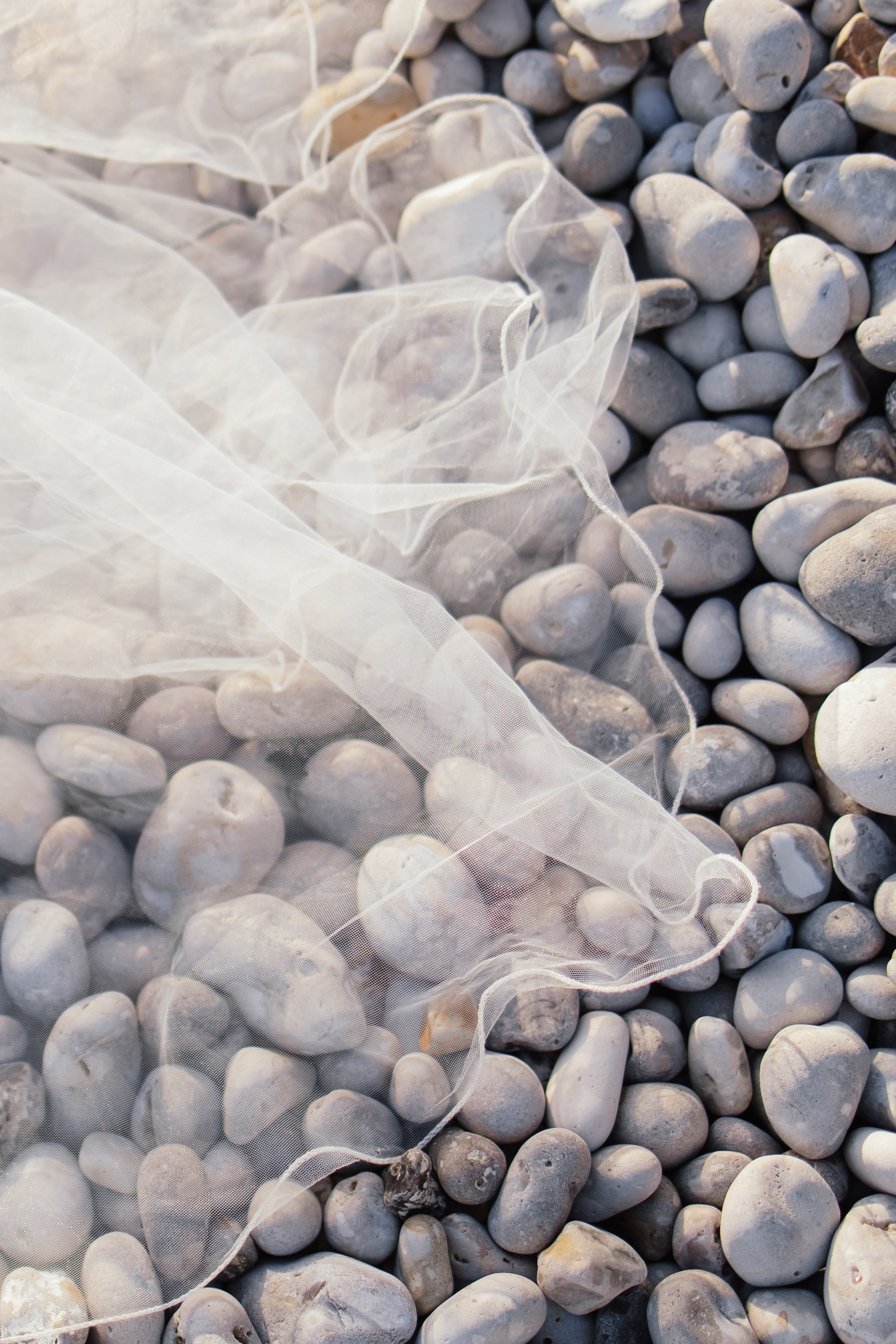 Étretat. Galina and Nikita Bykovets, a wedding photographer and videographer duo in Germany