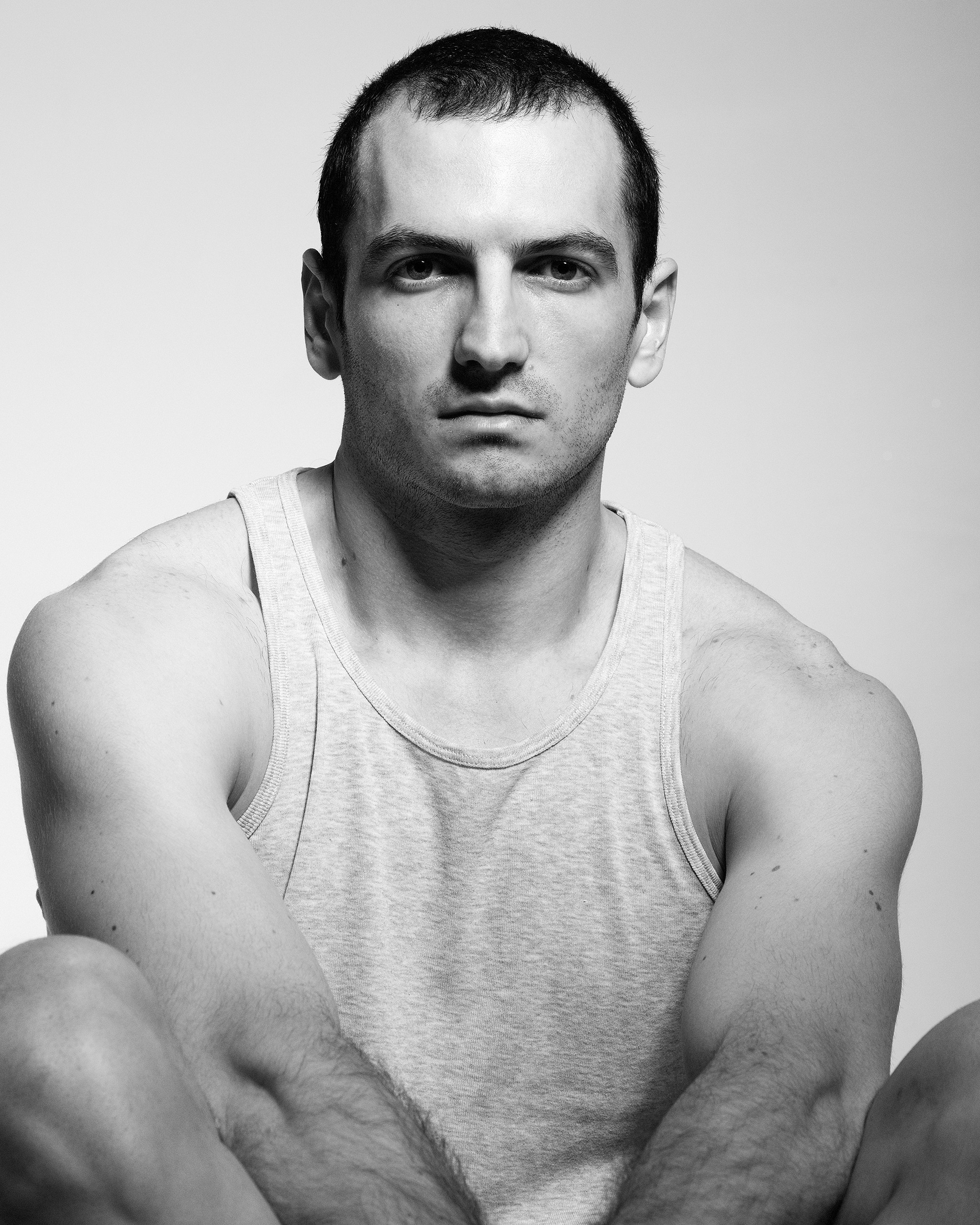 Мужской портрет. Портретный фотограф Белград Матвей Кармаков