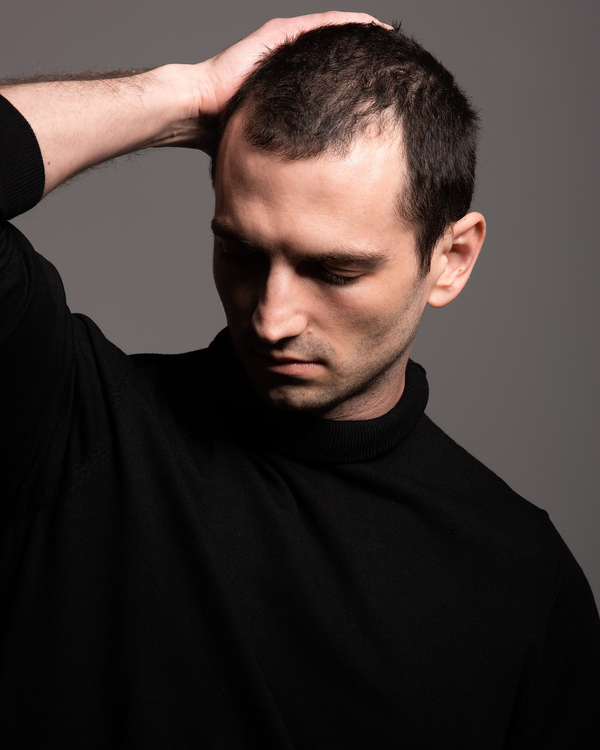 Мужской портрет. Портретный фотограф Белград Матвей Кармаков