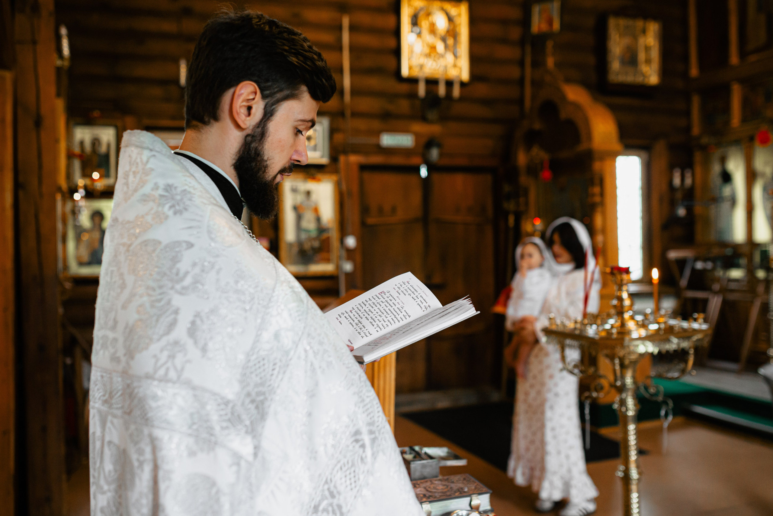 Храм святого праведного Иоанна Кронштадтского. Свадебный и семейный фотограф