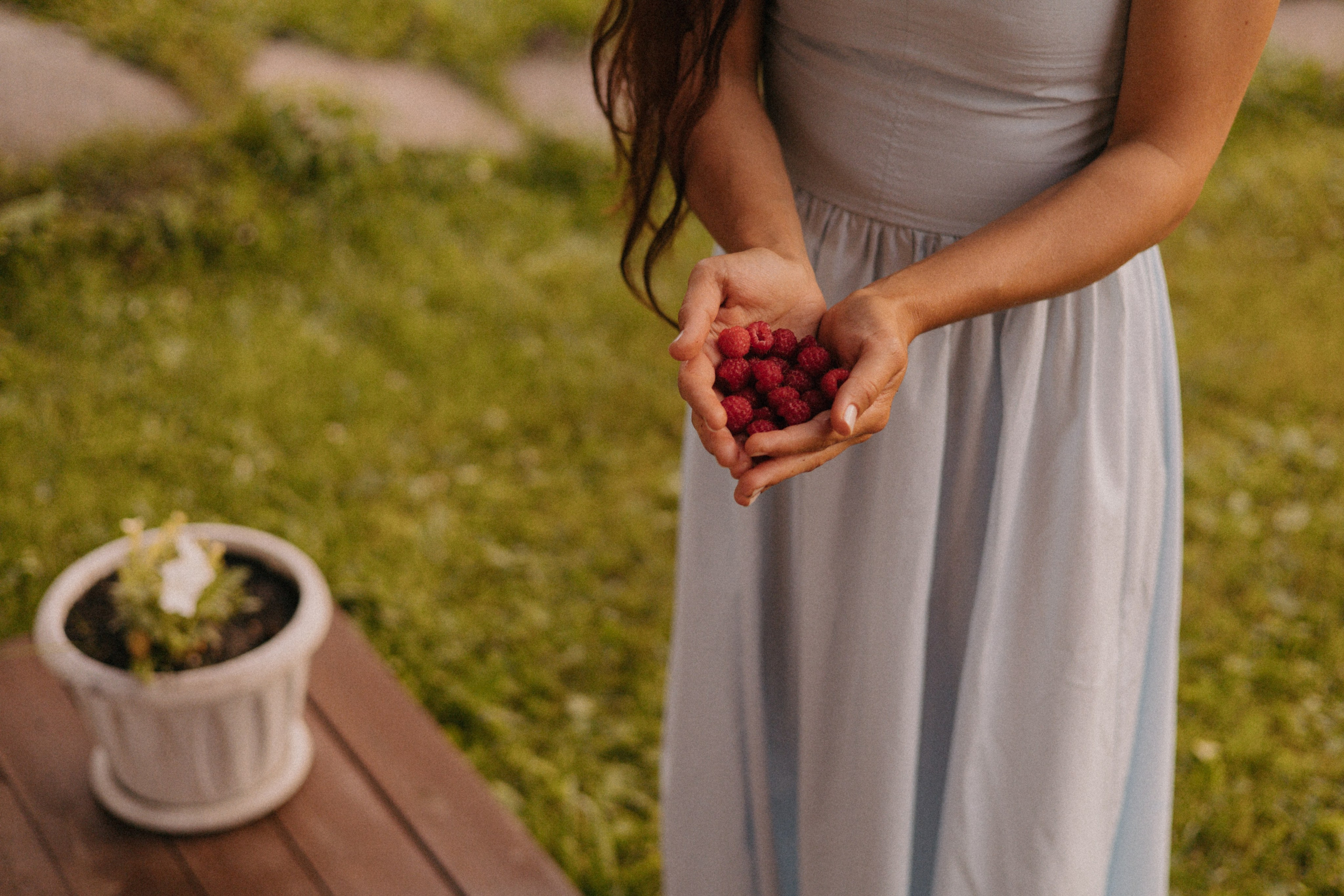 Подруги. Дача. Фотограф Настя Леонова