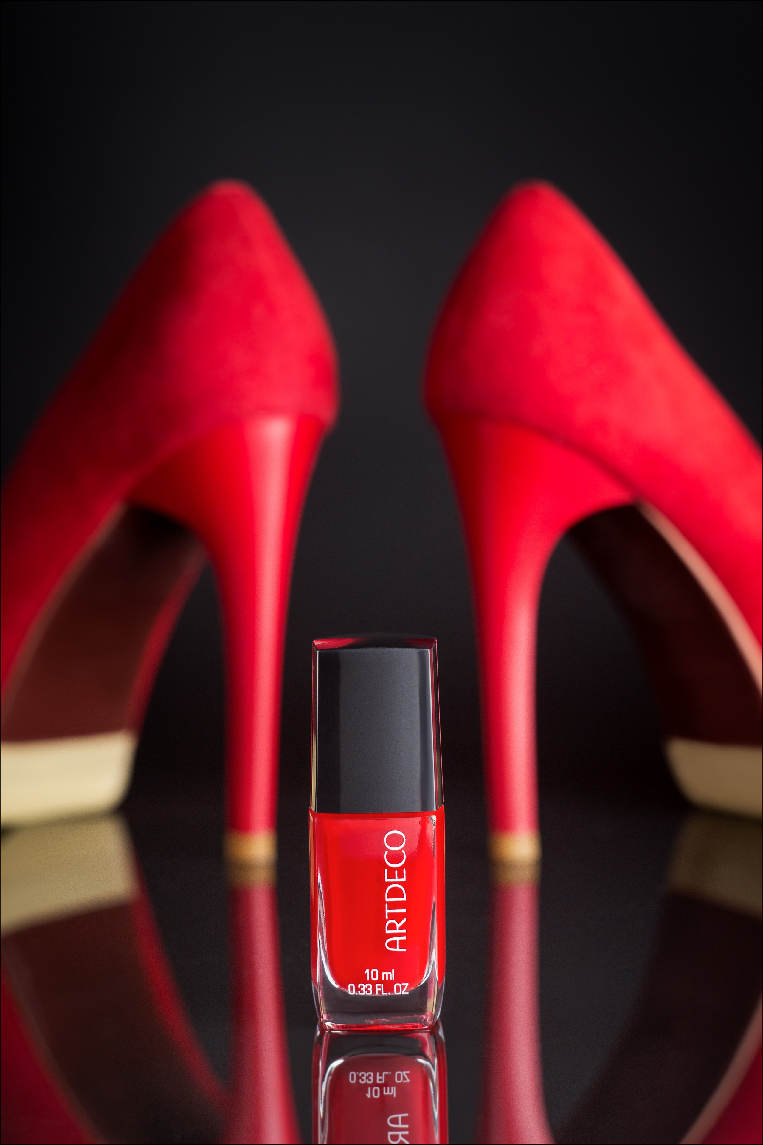 Предметный и рекламный фотограф в Москве Максим Чикунов