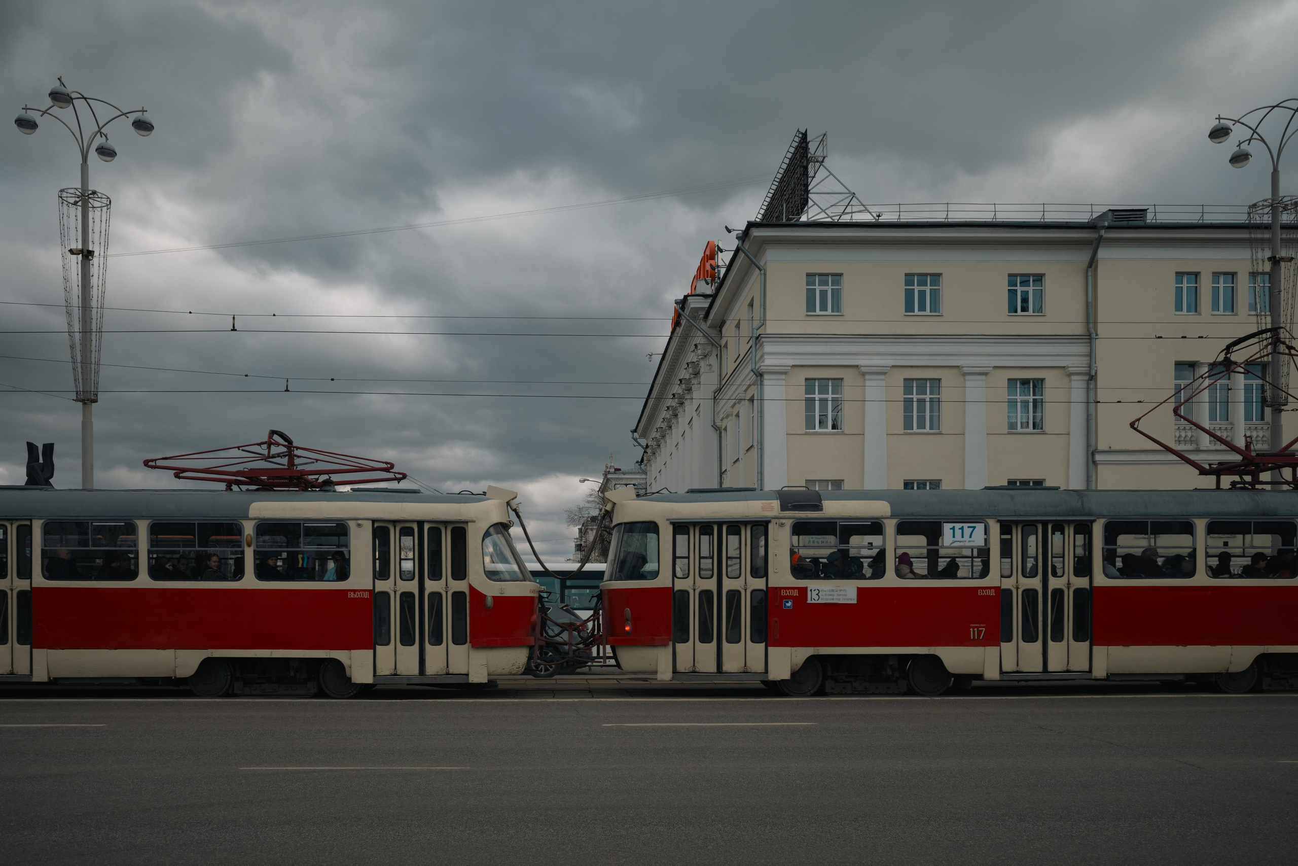 Екатеринбург. Портретный и уличный фотограф в Москве Таня Корнеева