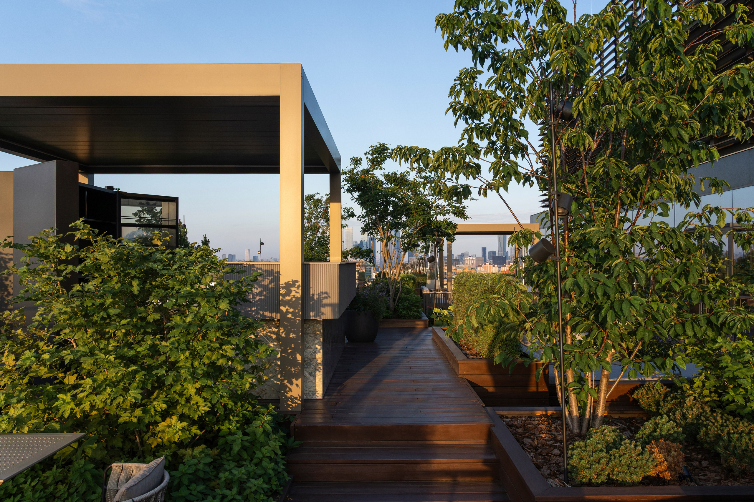 Brusnika office terrace, Moscow. Артамонов Александр | Архитектурный и ландшафтный фотограф