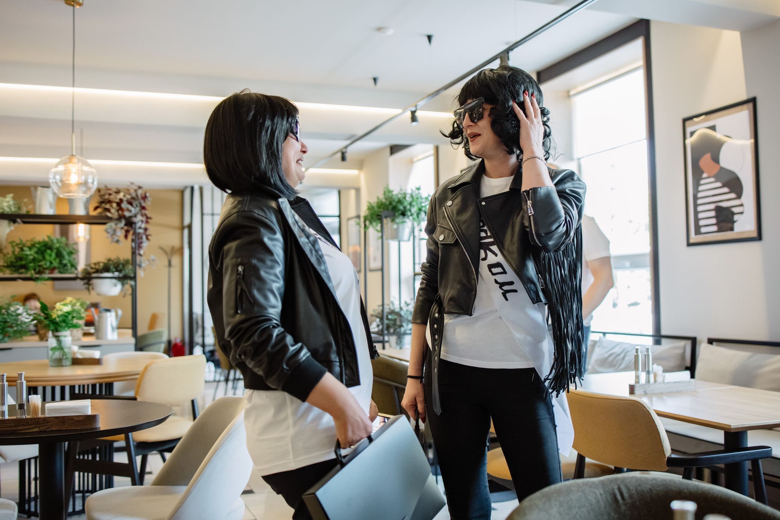 Репортажные фото съёмки клипа от родителей выпускникам. Свадебный фотограф в Воронеже Александр Работкин