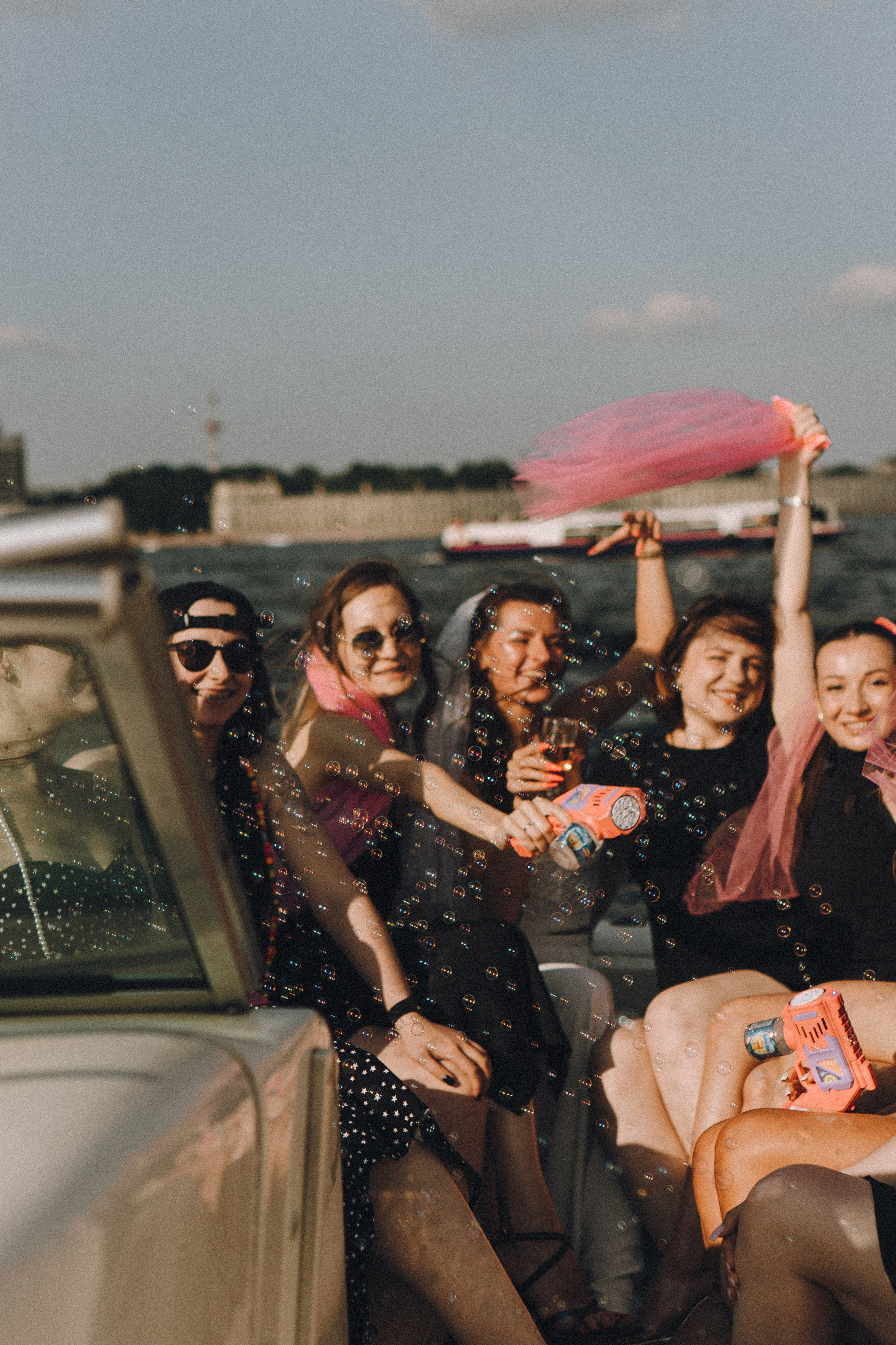 ДЕВИЧНИК НА КАТЕРЕ. Профессиональный фотограф, Санкт-Петербург — Виктория Богомолова