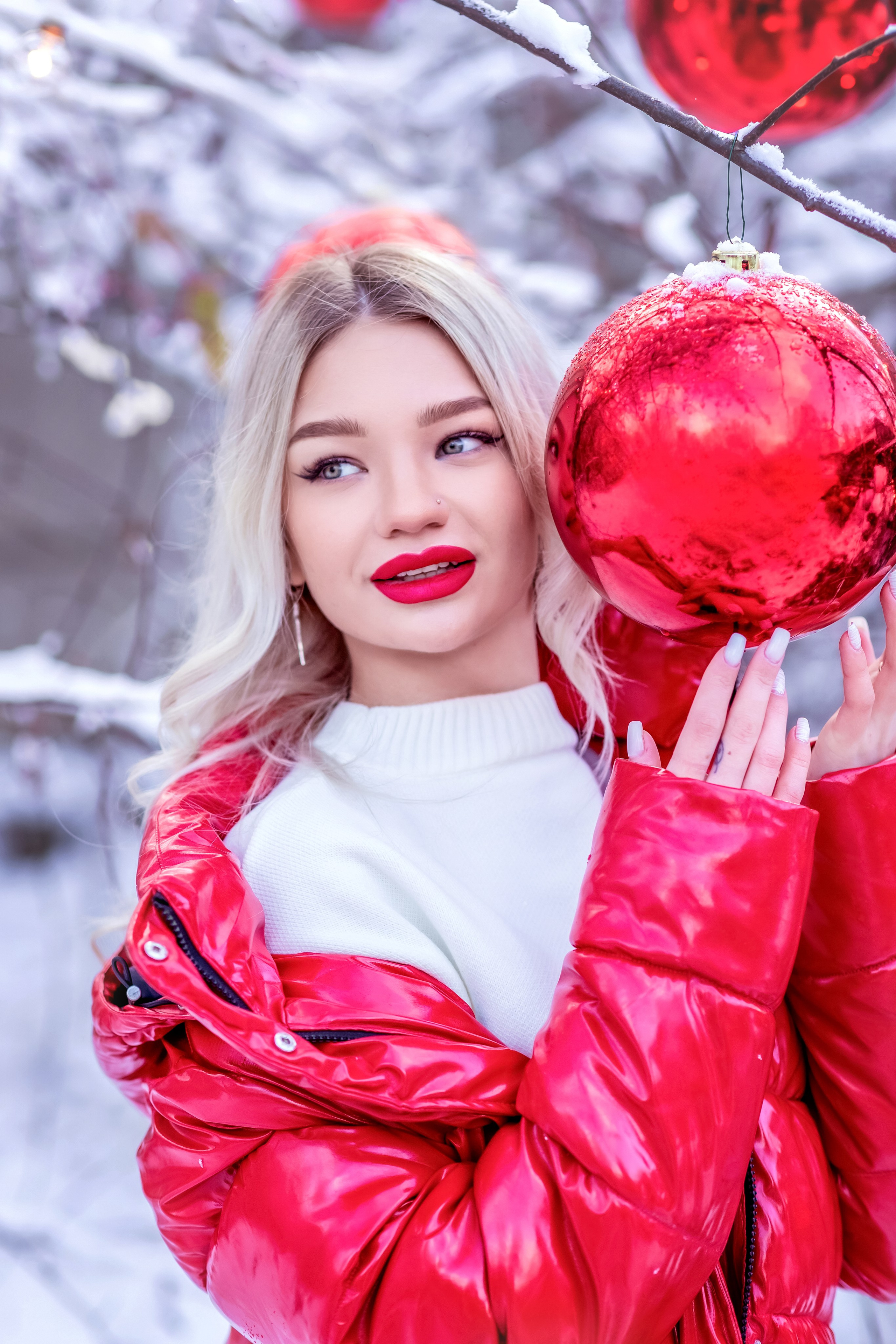 Фотопроект «Красные ШАРЫ». Фотограф Алина Лебедь