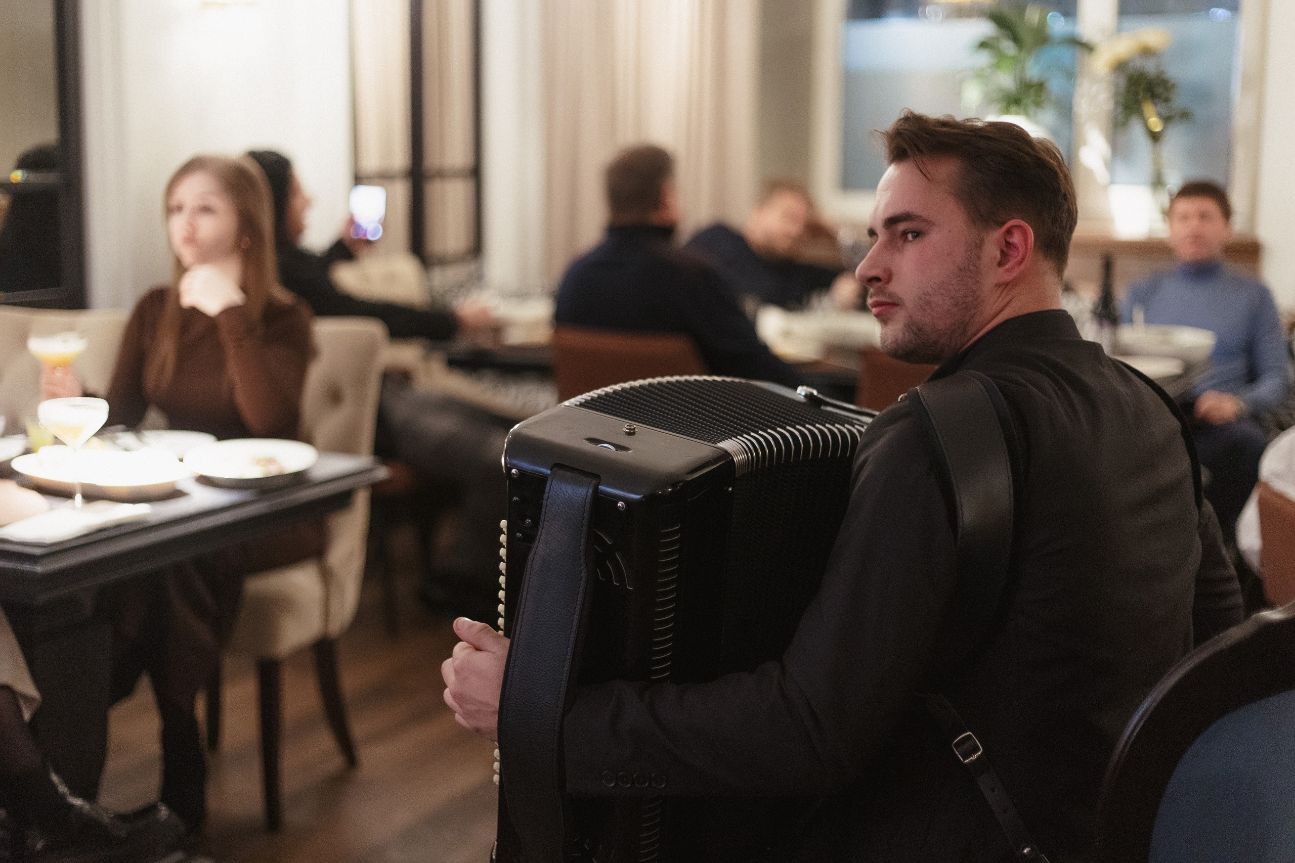 RESNOTA — ГРЕЧЕСКАЯ ВЕЧЕРИНКА. СВОИ. ФОТООТЧЕТЫ-СОБЫТИЯ-МЕСТА