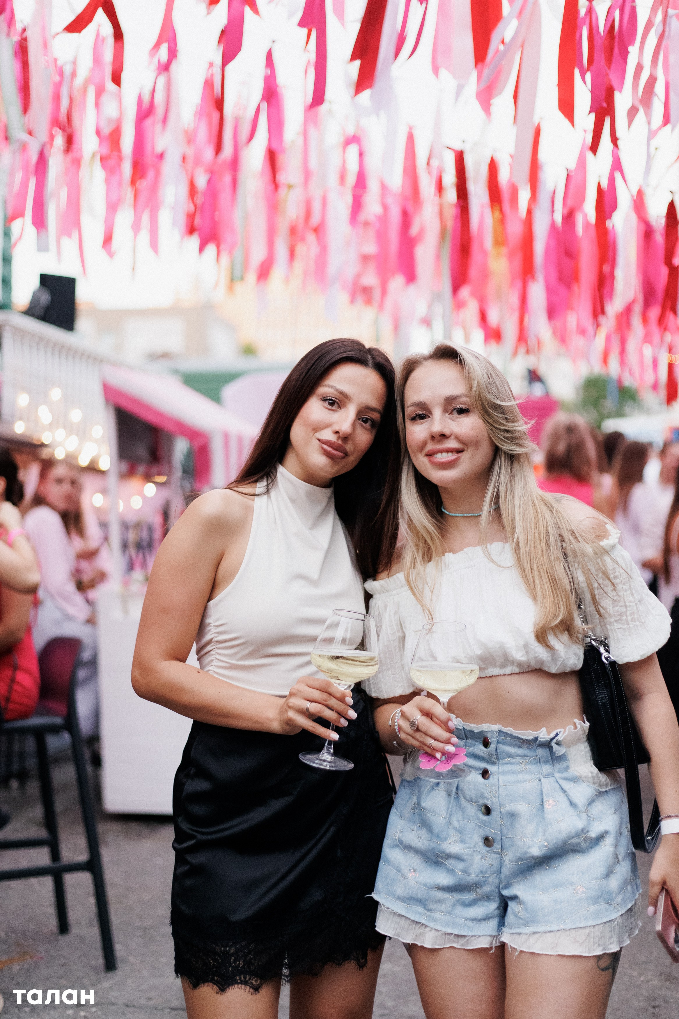 ВИНОТЕКА [бар+магаз] — BIRTHDAY PARTY. СВОИ. ФОТООТЧЕТЫ-СОБЫТИЯ-МЕСТА