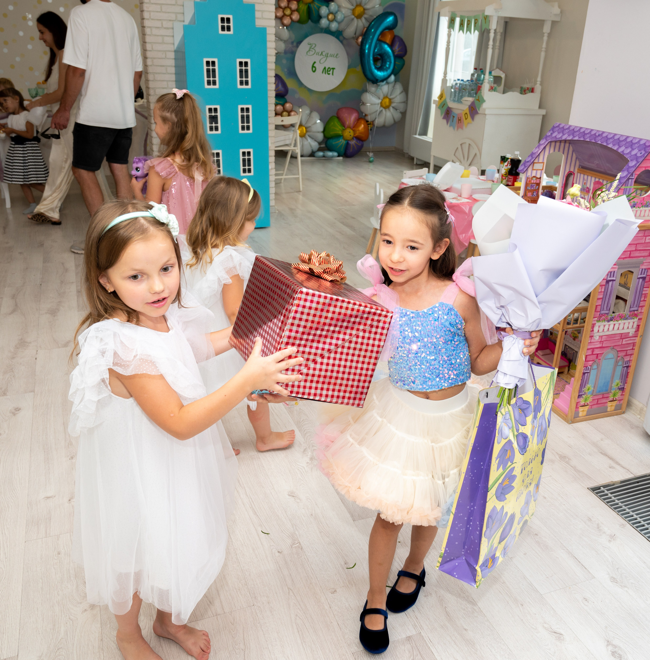 6 лет Виктории). Семейный и детский фотограф в детских садах и школах