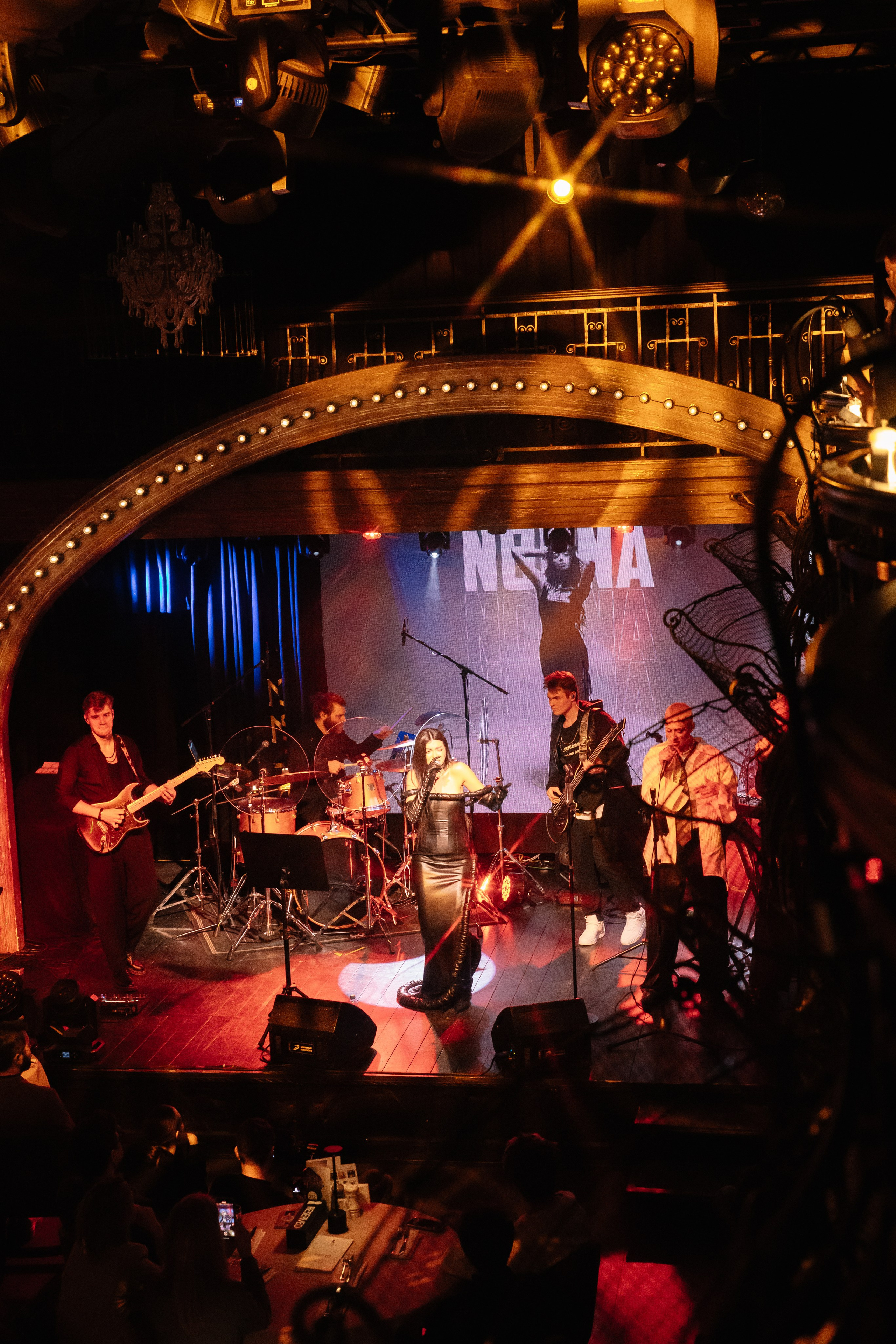 Nonna. Сольный концерт в Magnus Locus. Фотограф в Москве Яна Полосина