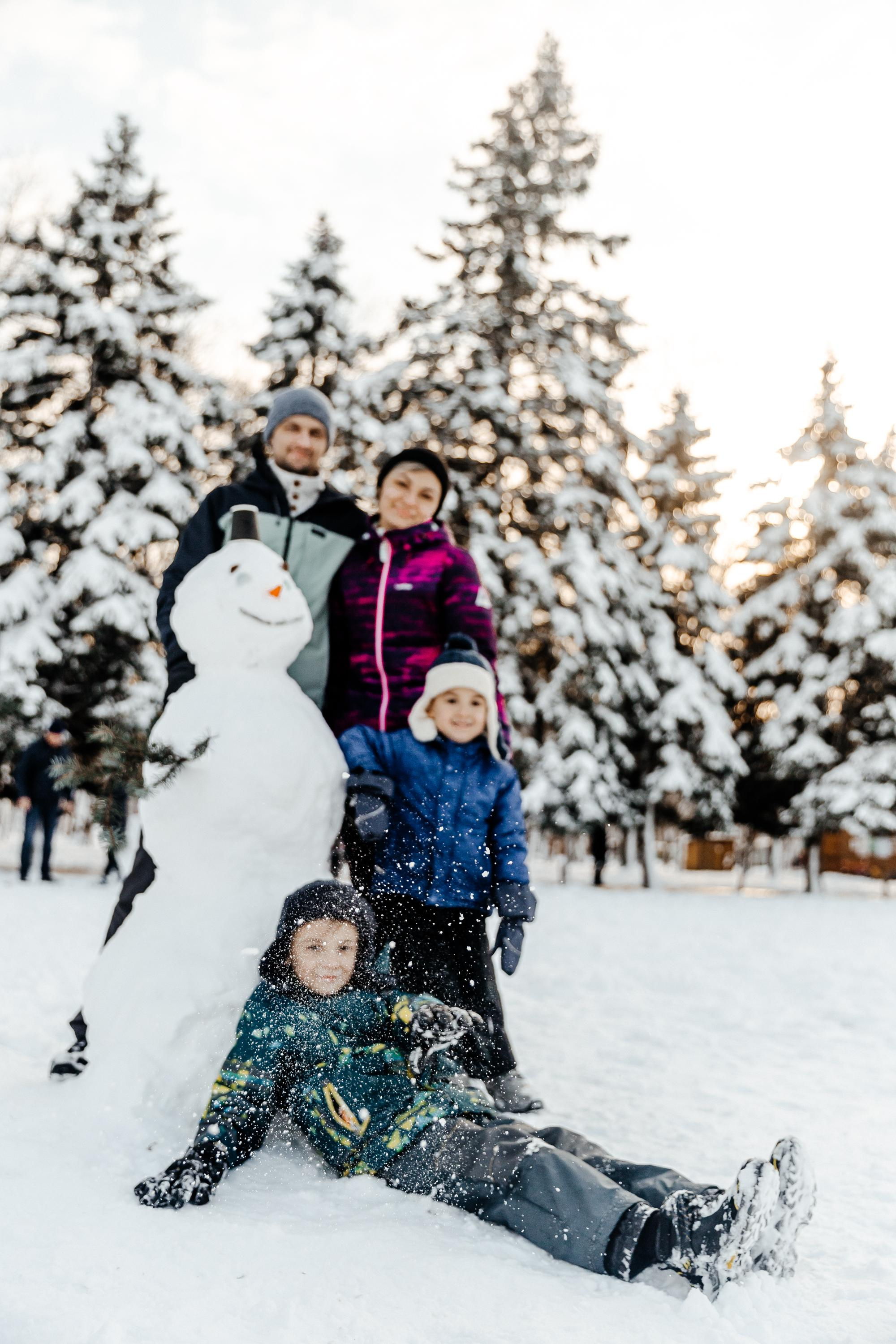 Идем лепить снеговика. Свадебный и семейный фотограф Харольцева Наталья