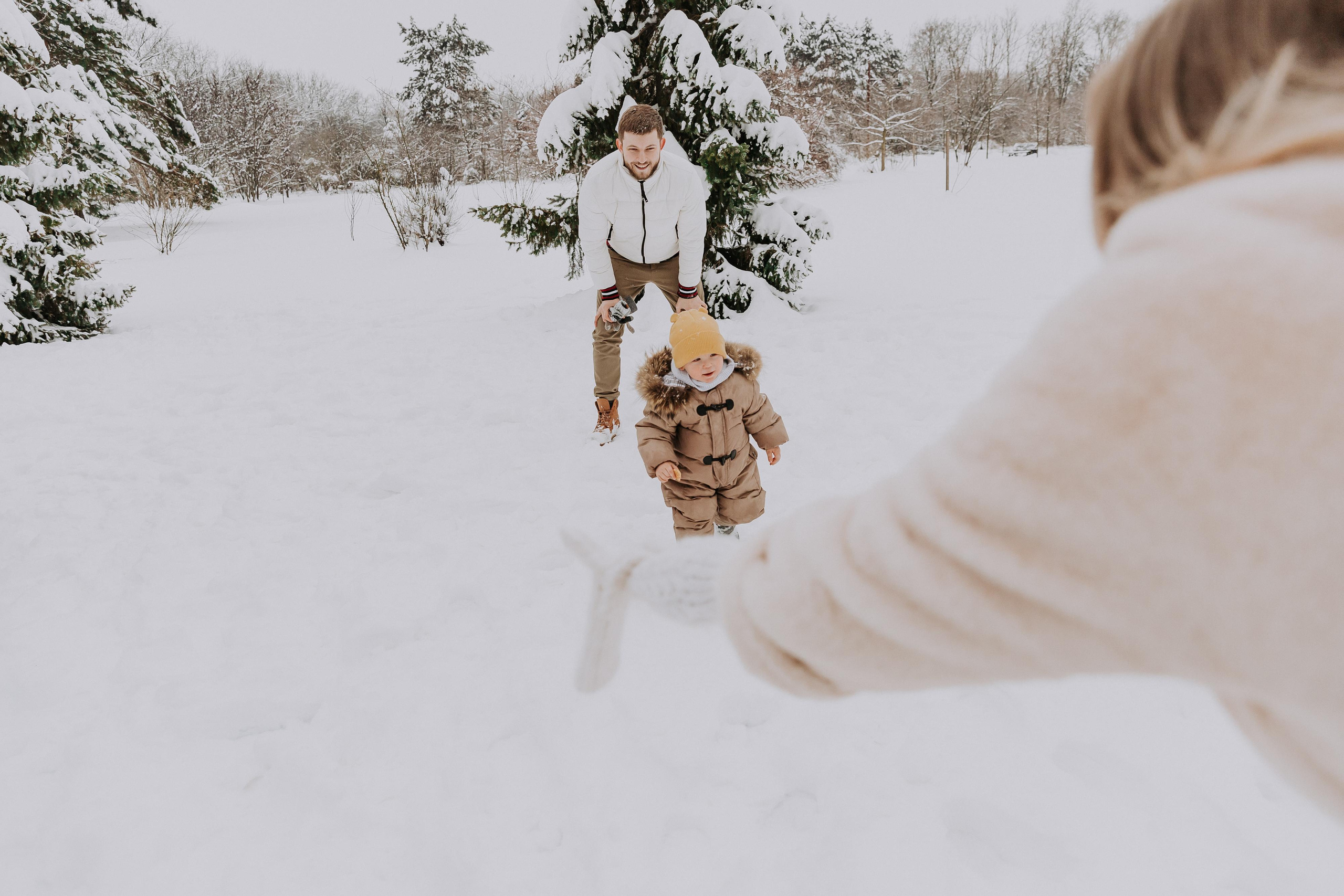 А снег идет. Свадебный и семейный фотограф Харольцева Наталья