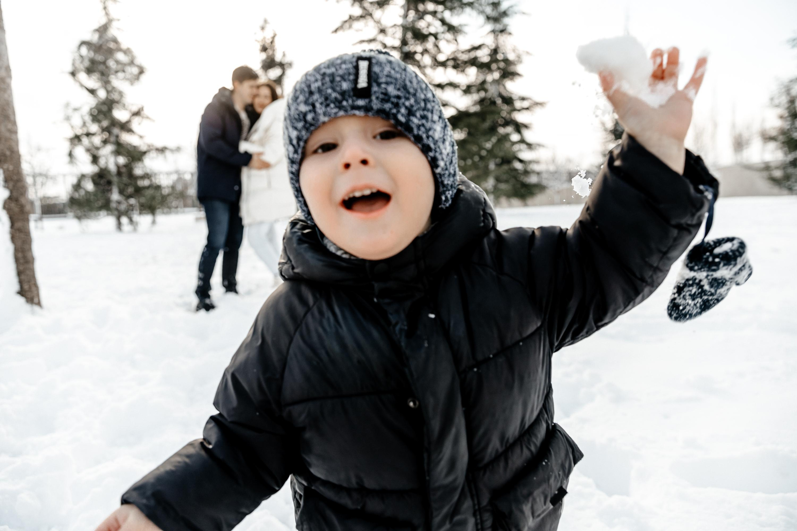 Снег кружится, летает. Свадебный и семейный фотограф Харольцева Наталья