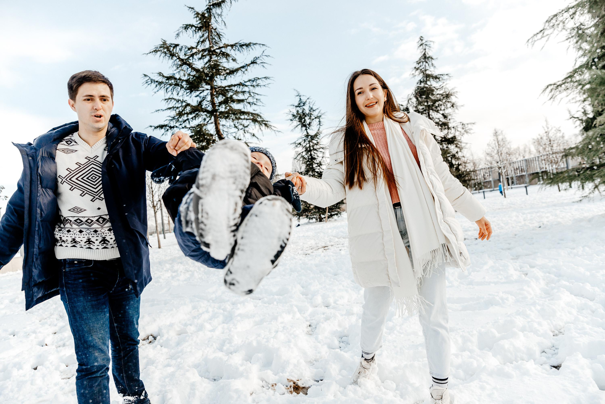 Снег кружится, летает. Свадебный и семейный фотограф Харольцева Наталья