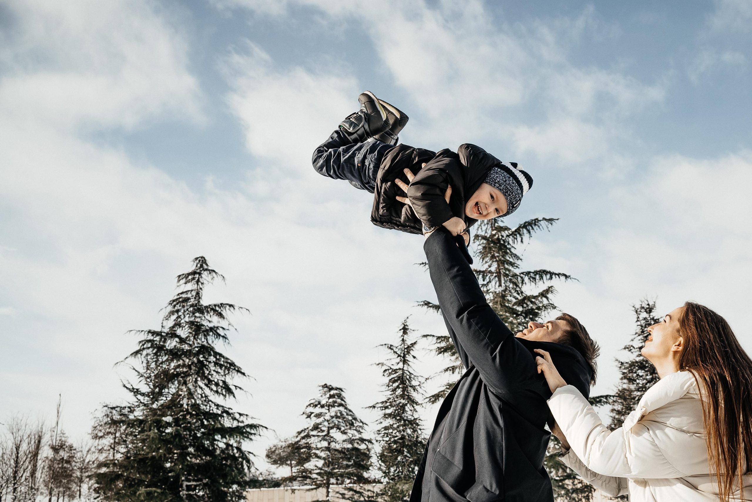 Снег кружится, летает. Свадебный и семейный фотограф Харольцева Наталья