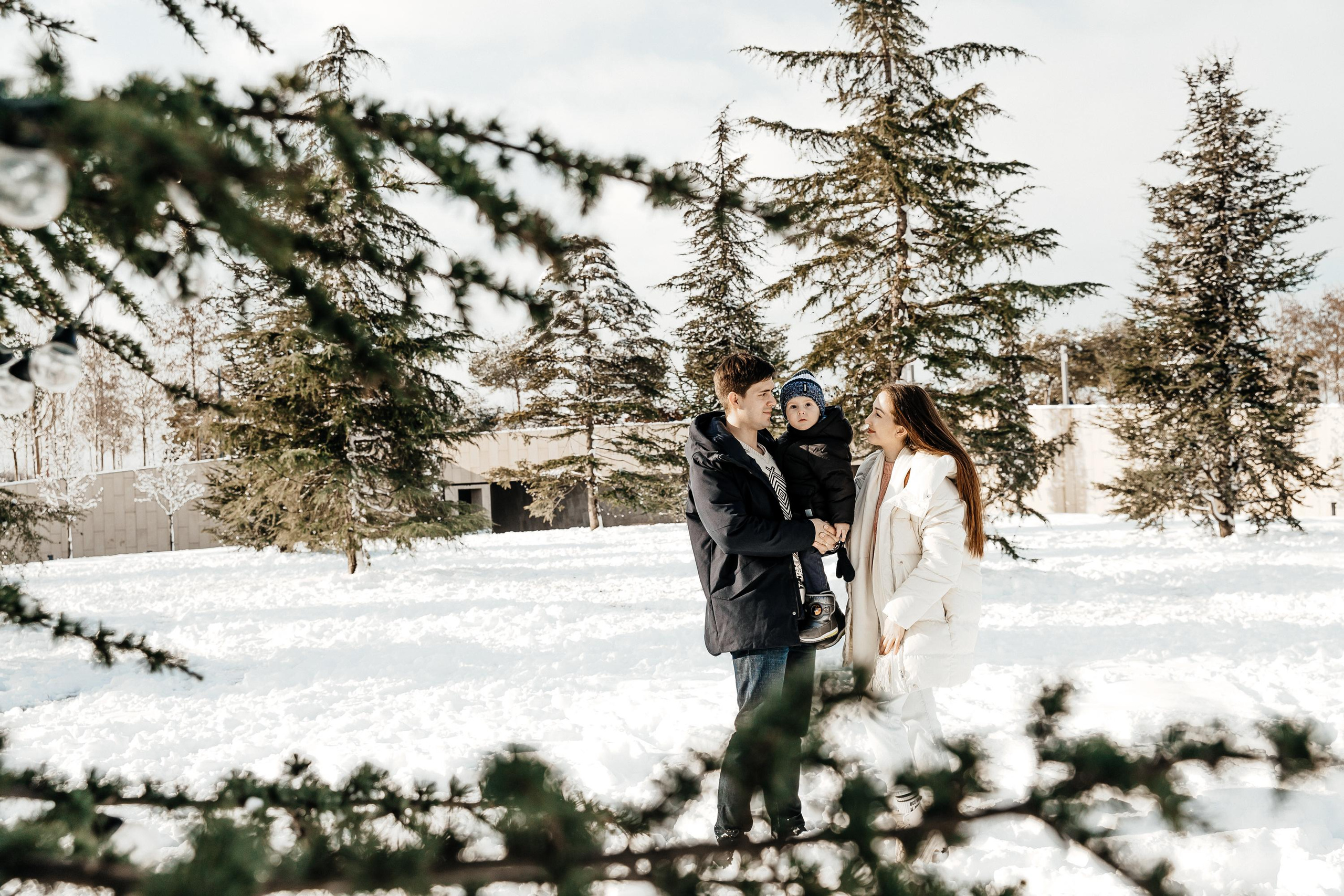 Снег кружится, летает. Свадебный и семейный фотограф Харольцева Наталья