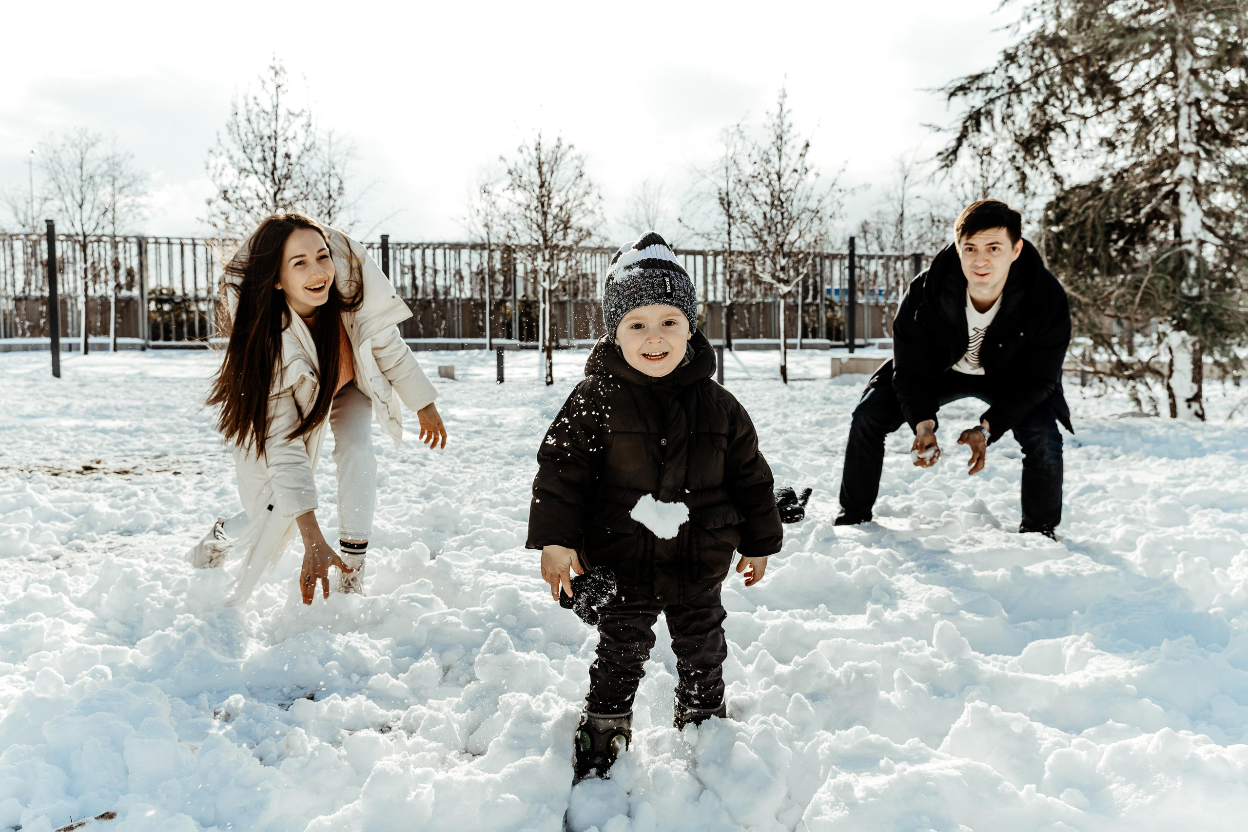 Снег кружится, летает. Свадебный и семейный фотограф Харольцева Наталья