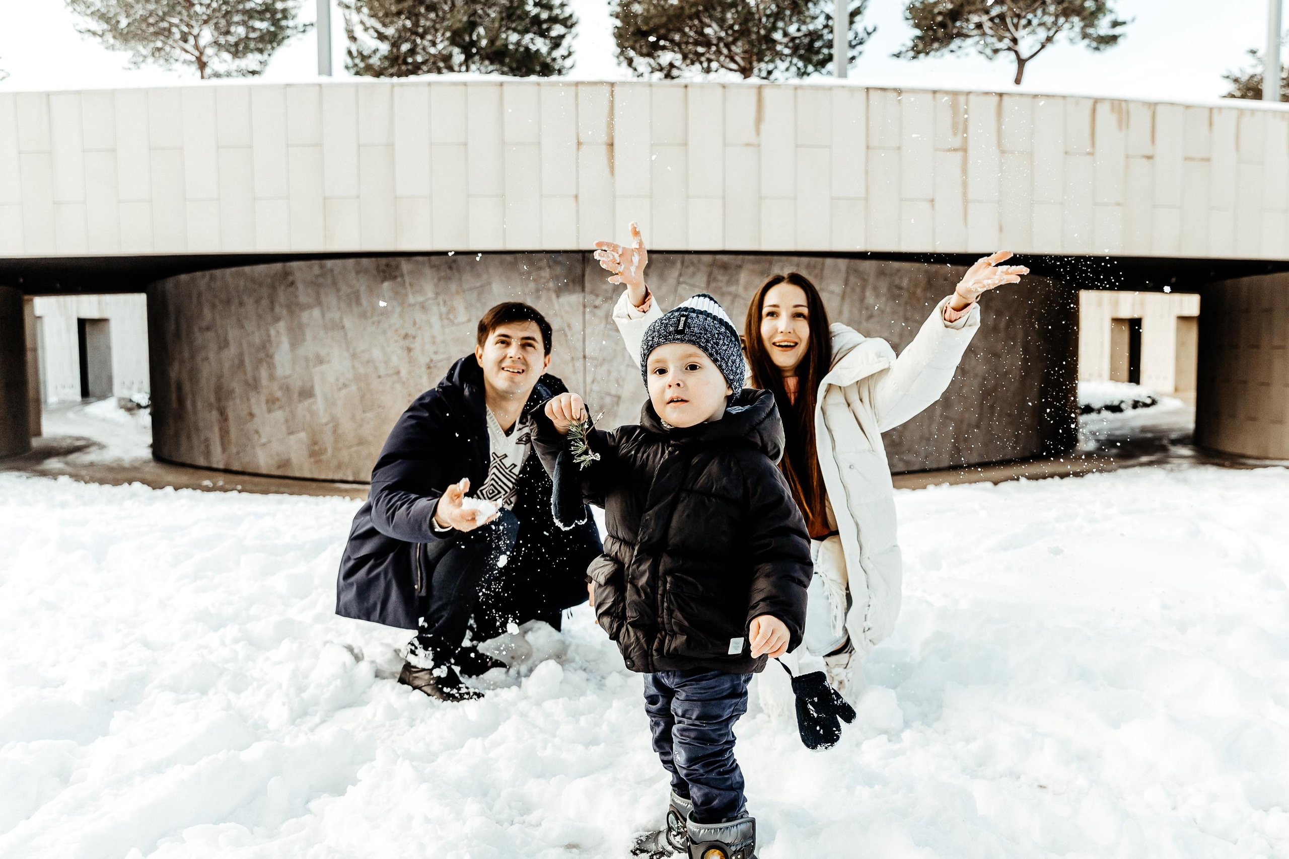 Снег кружится, летает. Свадебный и семейный фотограф Харольцева Наталья