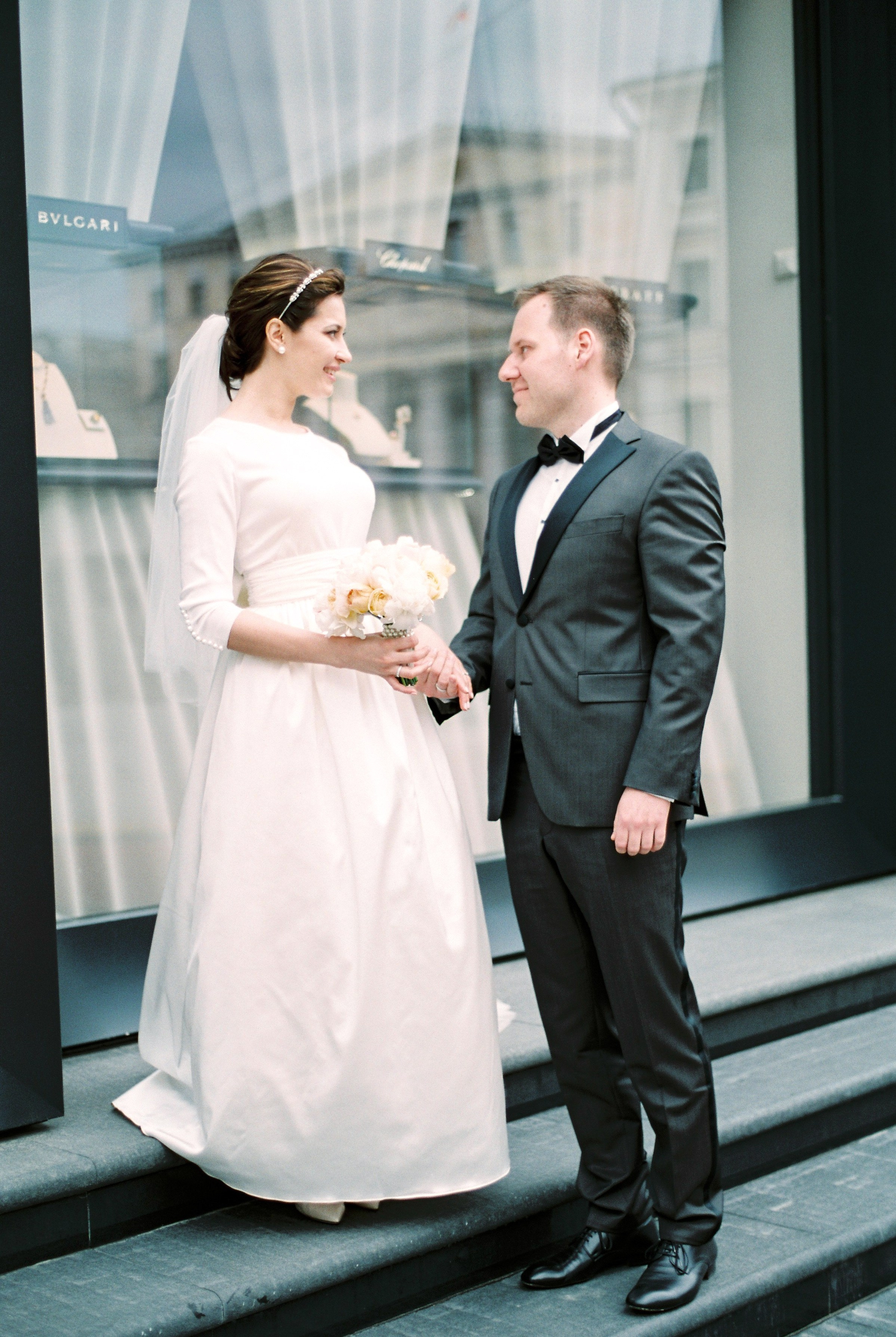 Свадебный фотограф на плёнку Москва, портретный, семейный фотограф на плёночную камеру в Москве