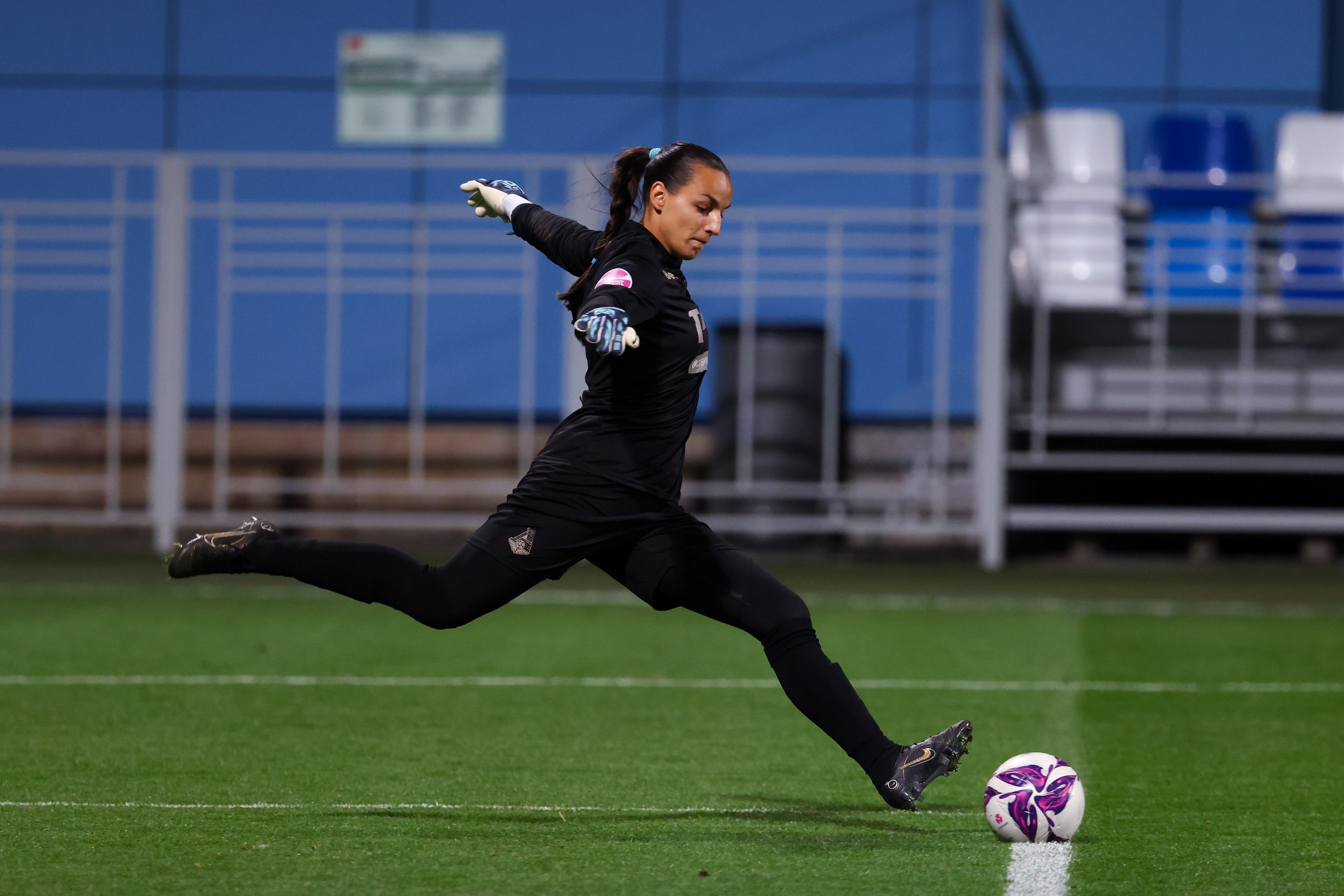 ЖФК «Зенит» — ЖФК «Локомотив» Москва Winline Кубок России 13.09.2025. Спортивный и репортажный фотограф Антон Тереханов