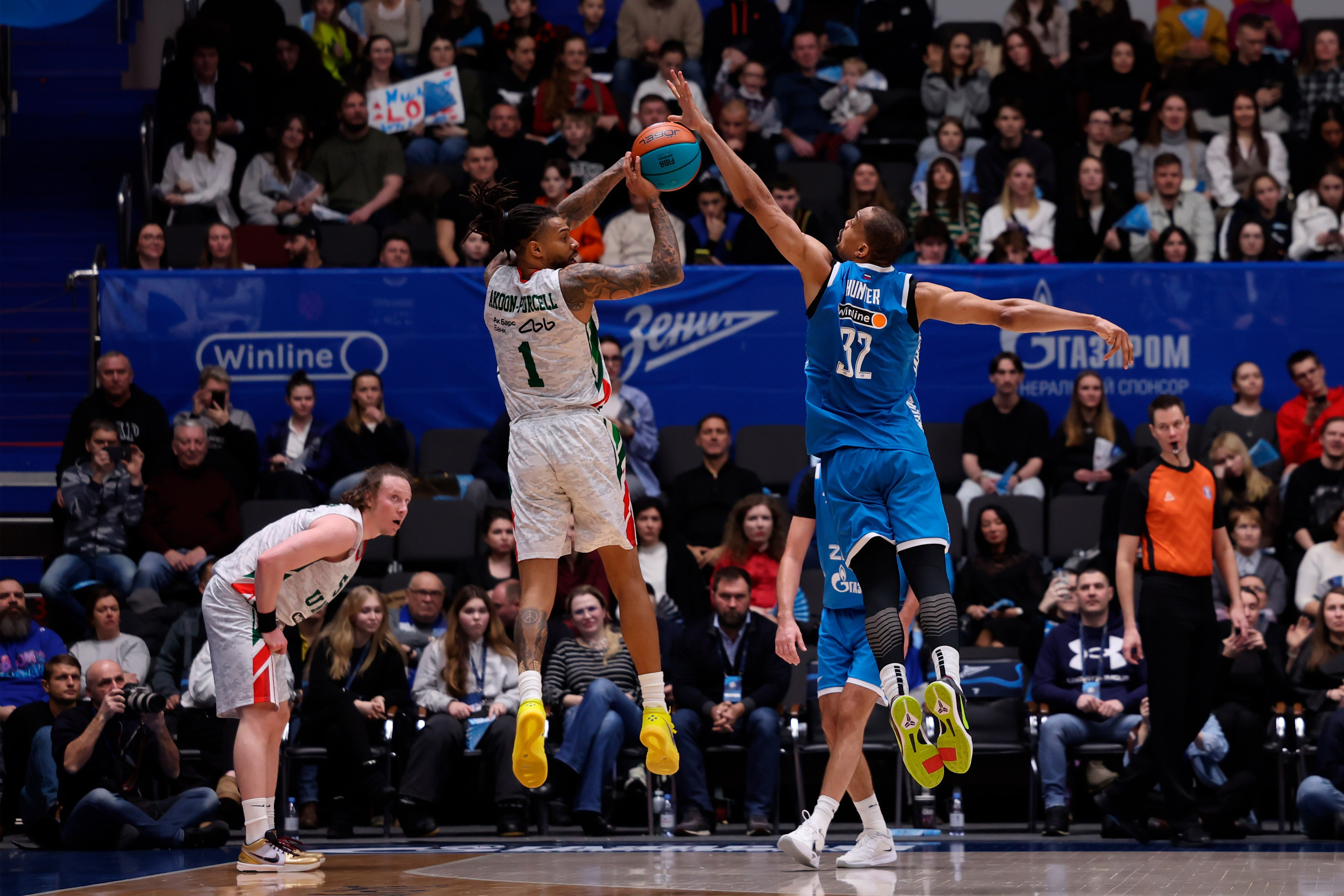 БК Зенит — БК Уникс 13.02.2025. Спортивный и репортажный фотограф Антон Тереханов