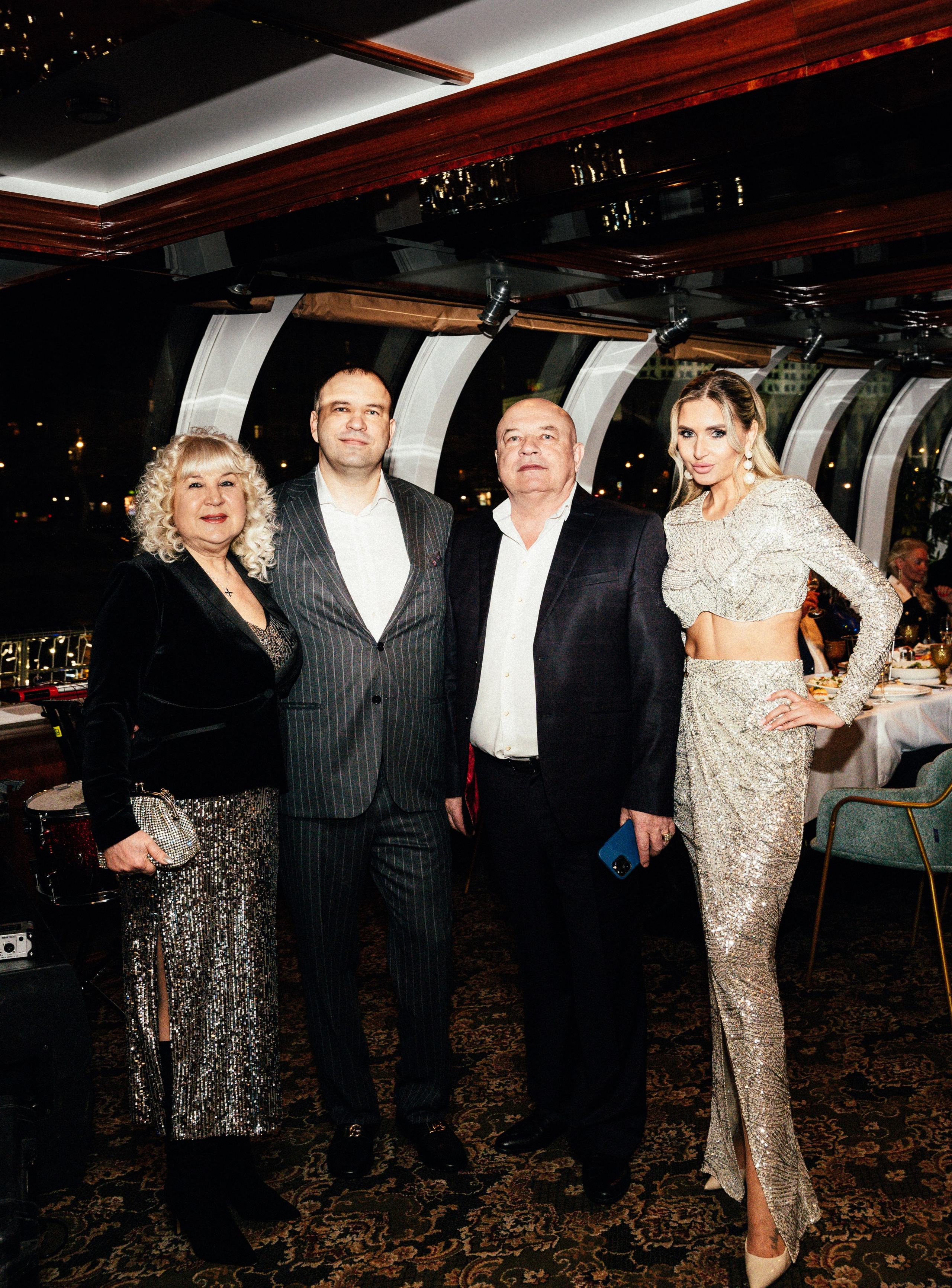 Корпоратив Erwin Река. Портретный и репортажный фотограф